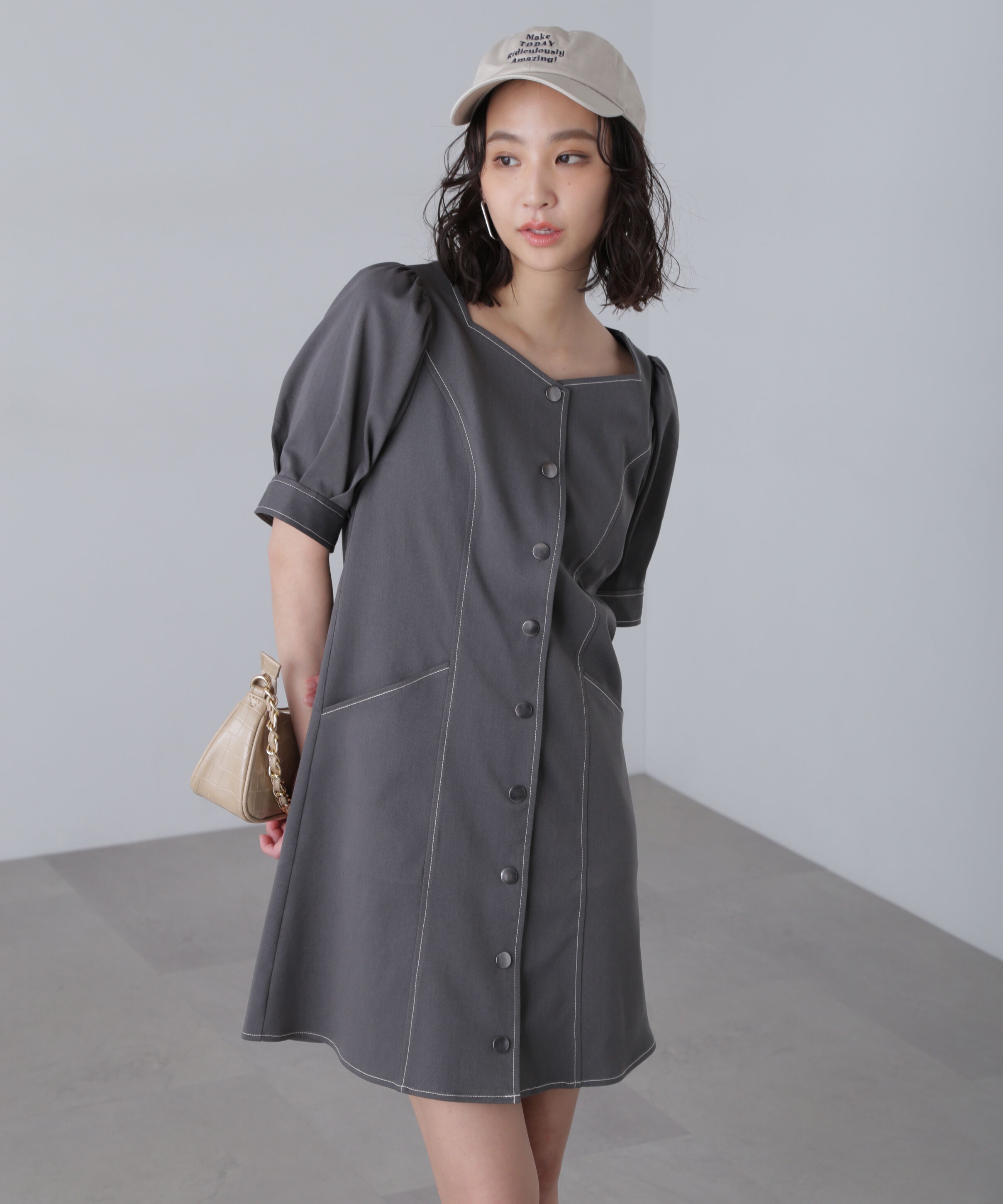  「配色ステッチ前開きミニワンピース」|ワンピース|