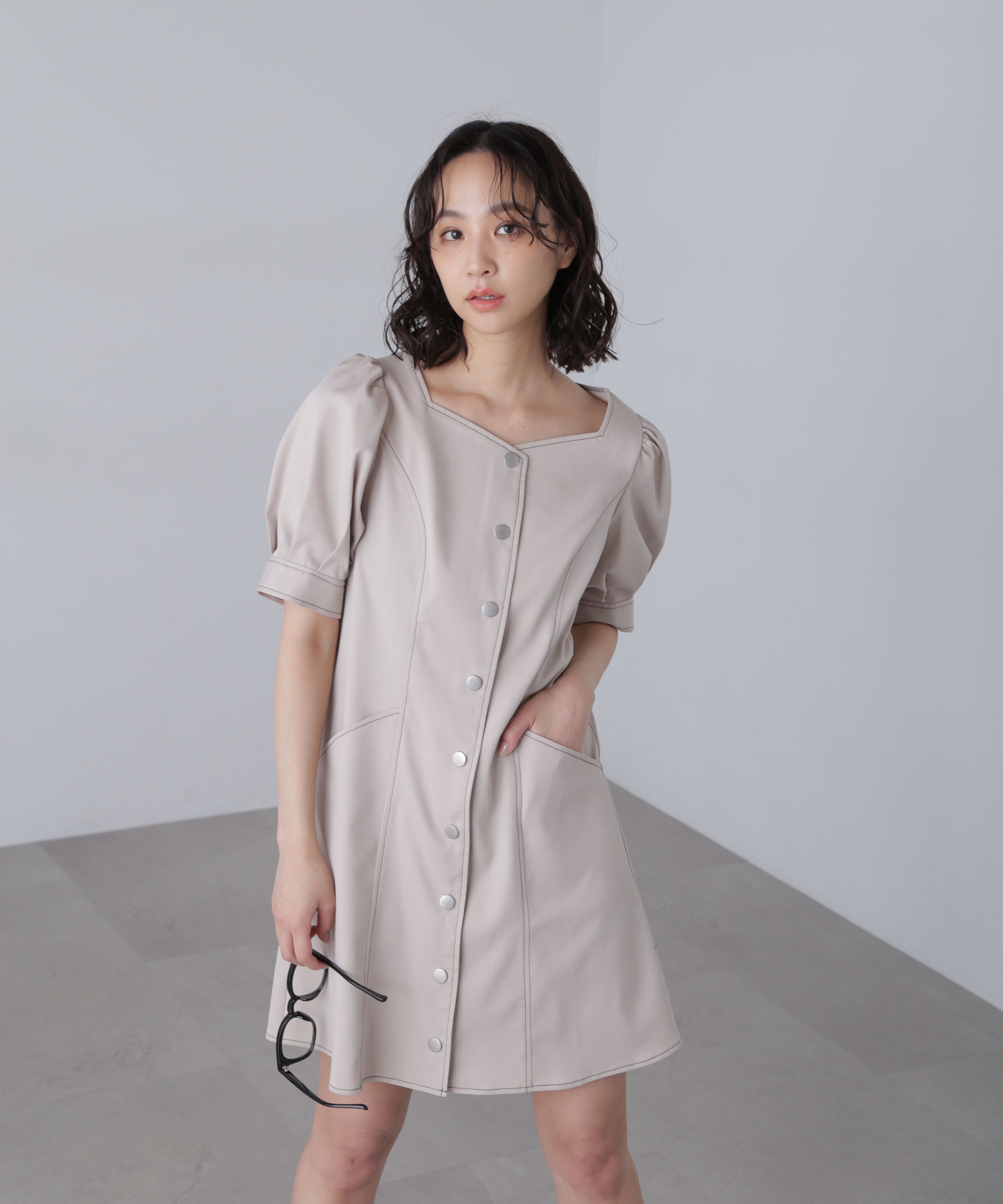  「配色ステッチ前開きミニワンピース」|ワンピース|