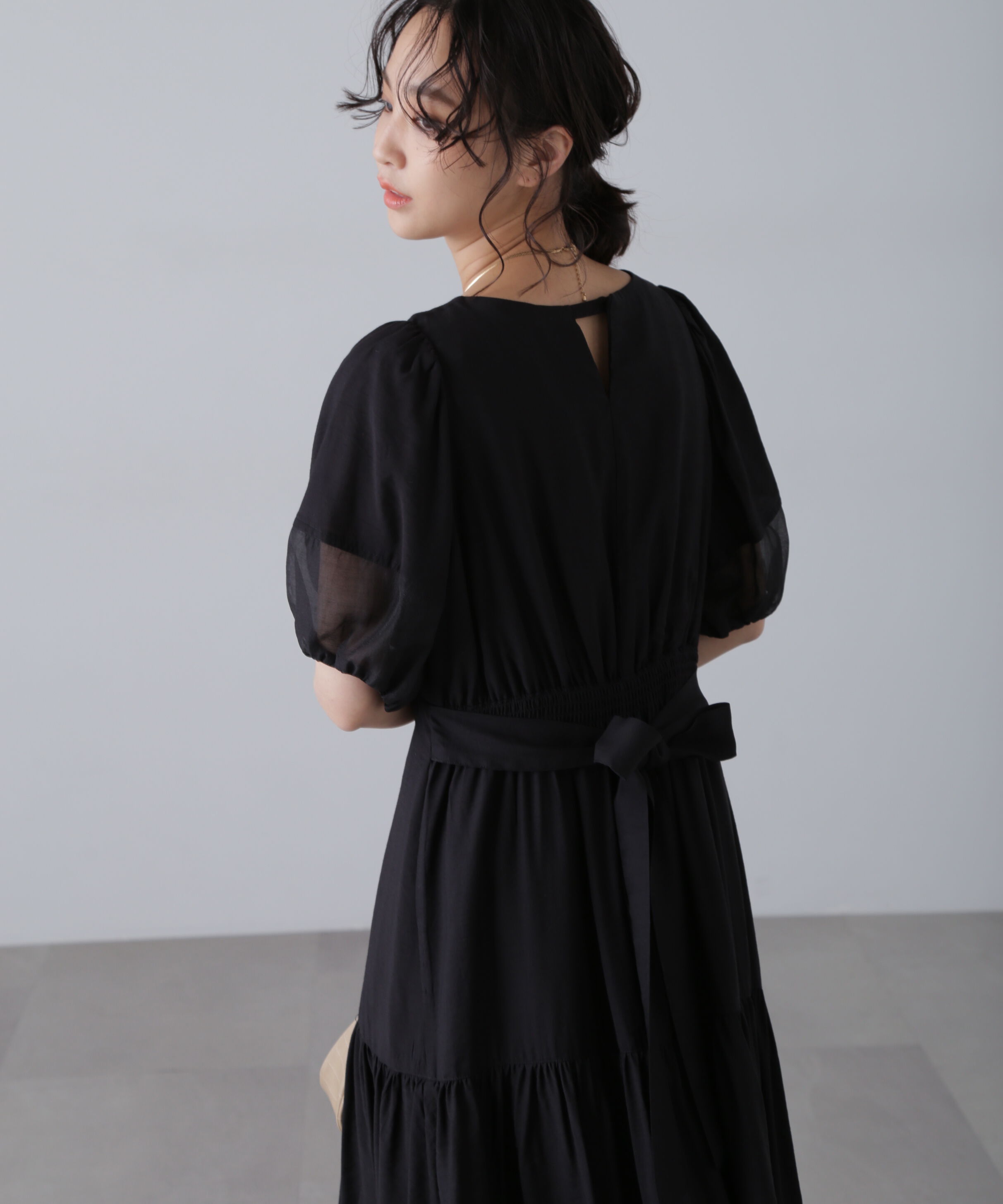  「ランタンスリーブバックリボンワンピース」|ワンピース|