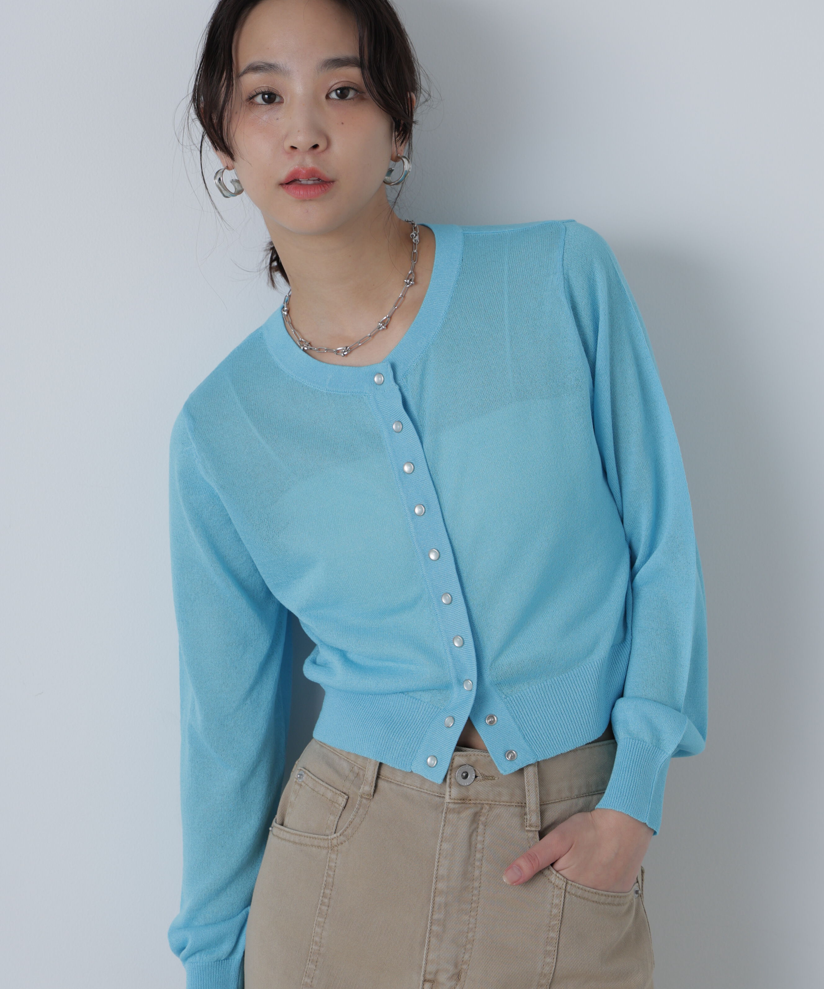  「ドットボタンクルーネックカーディガン」|ニット・セーター|