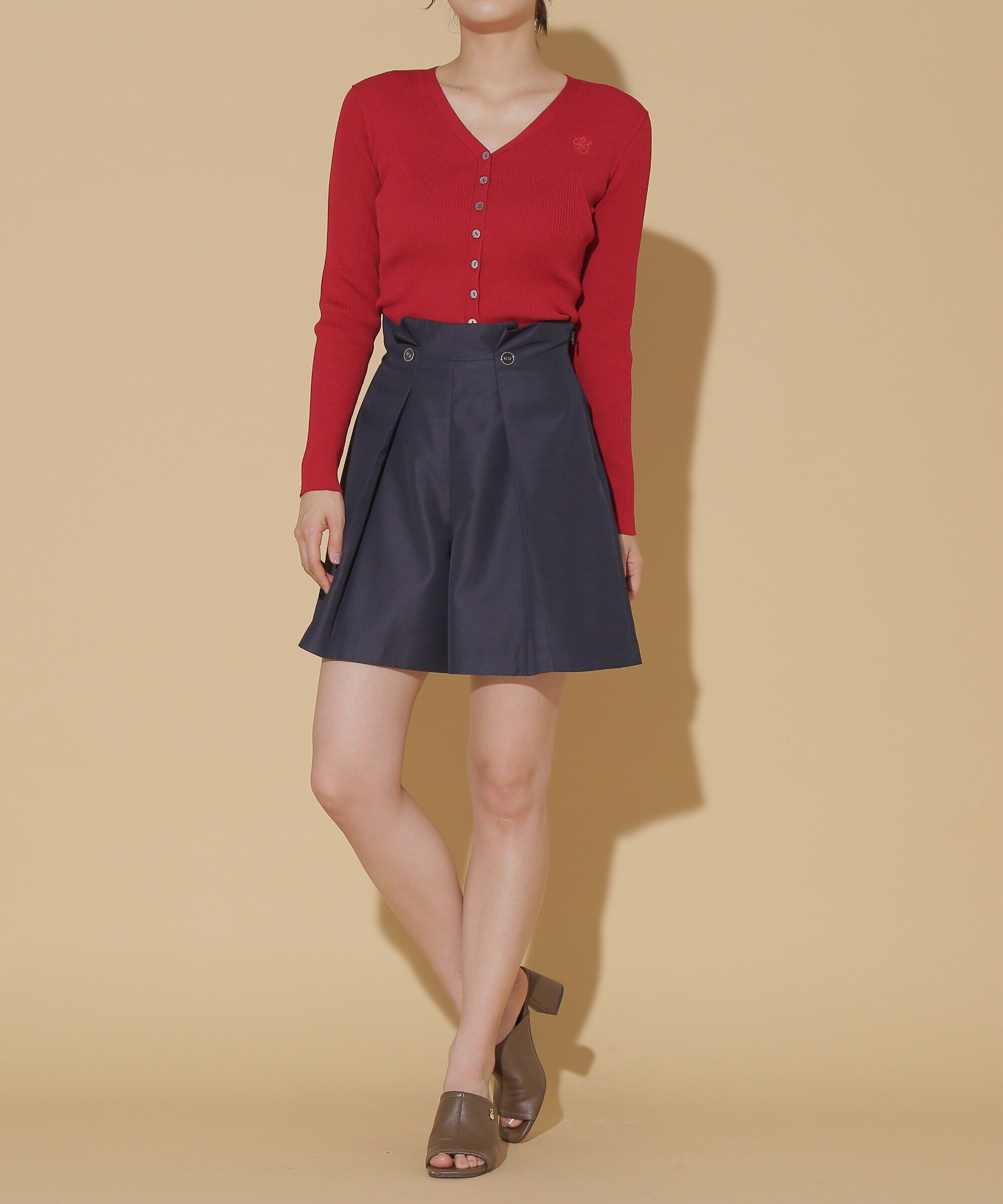  「メタル釦タックショートパンツ」|その他|