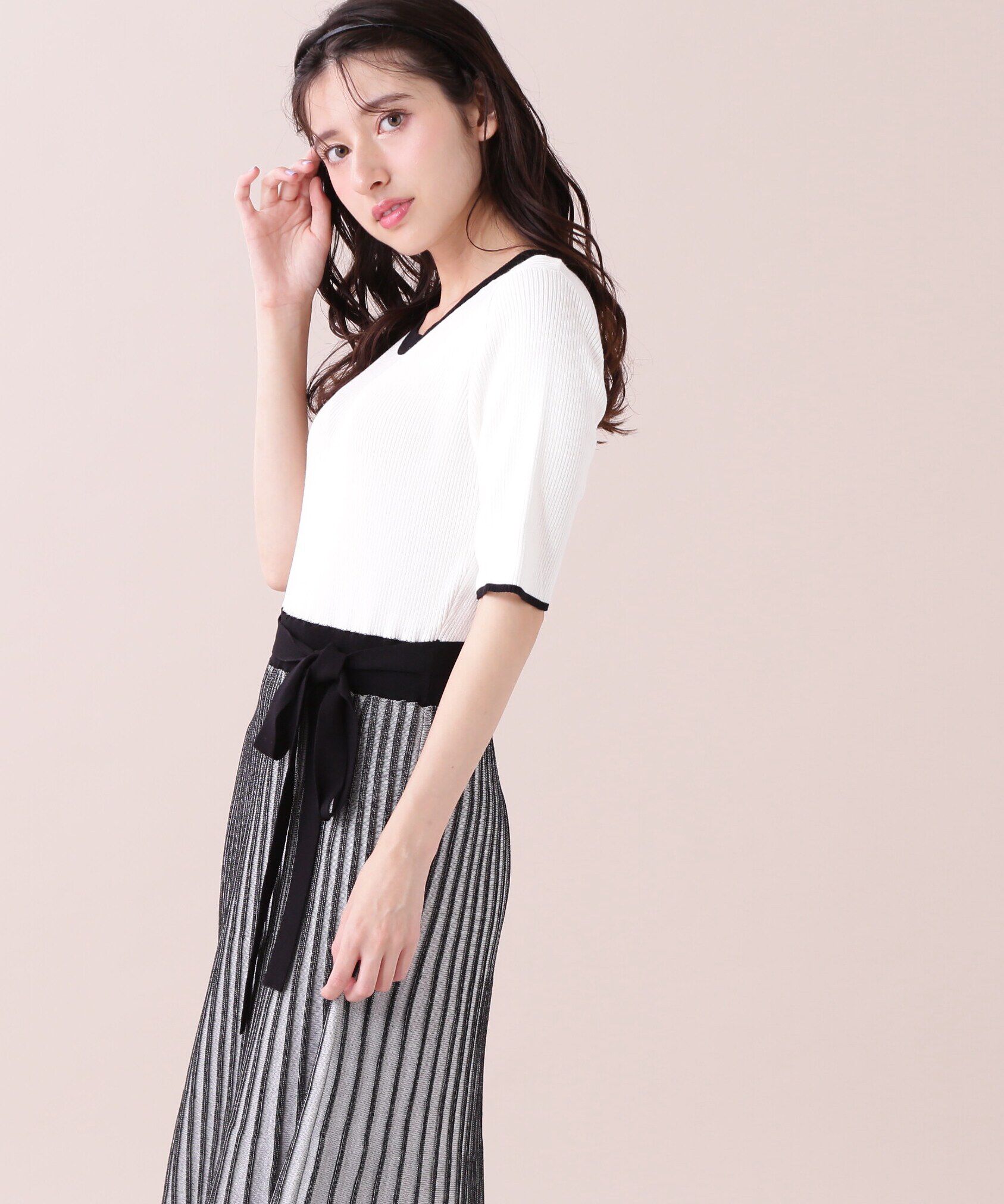  「ランダムプリーツニットワンピース」|ワンピース|エクリュ1