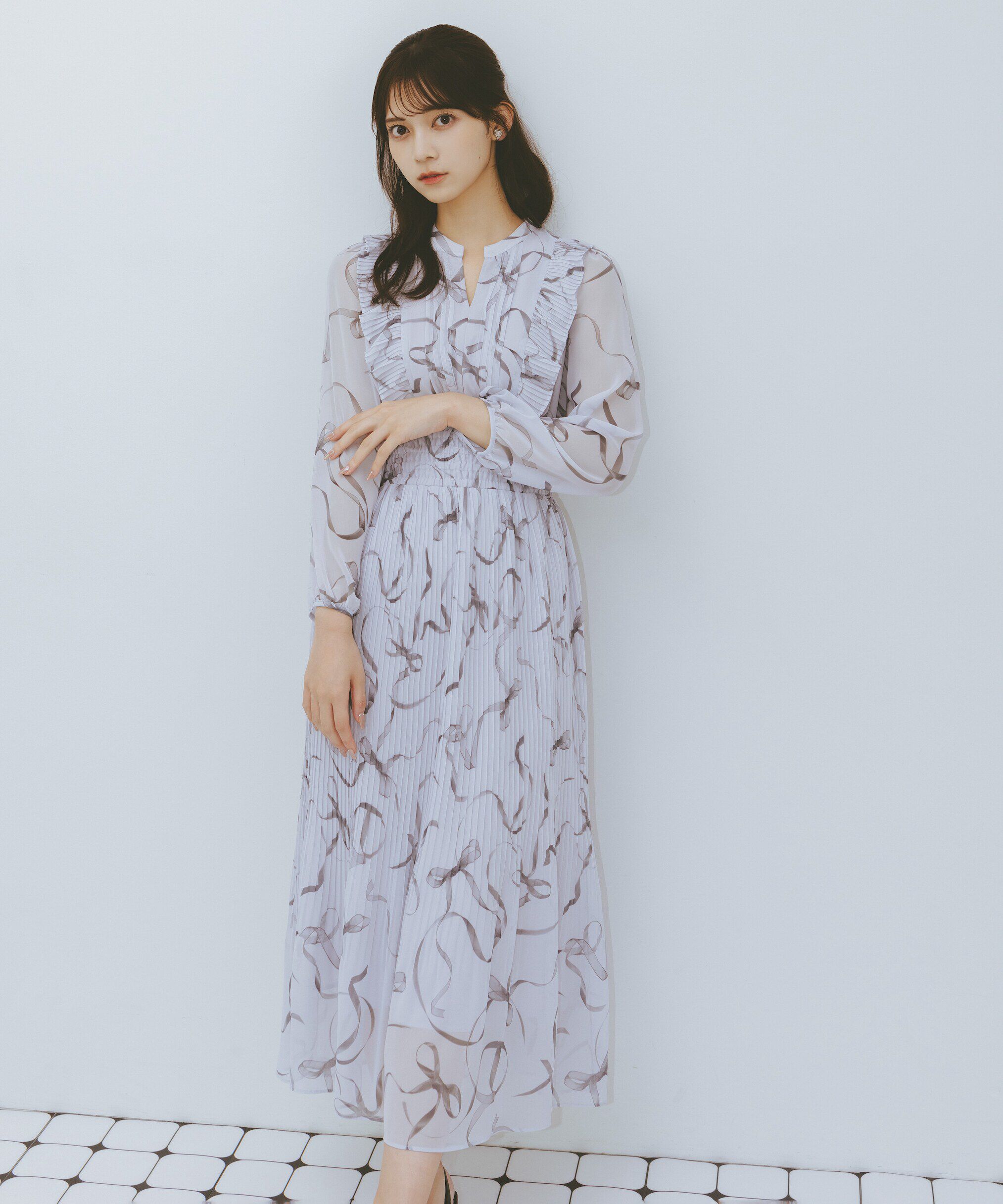  「◆＜リボンシリーズ＞リボンプリントプリーツワンピース」|ワンピース|