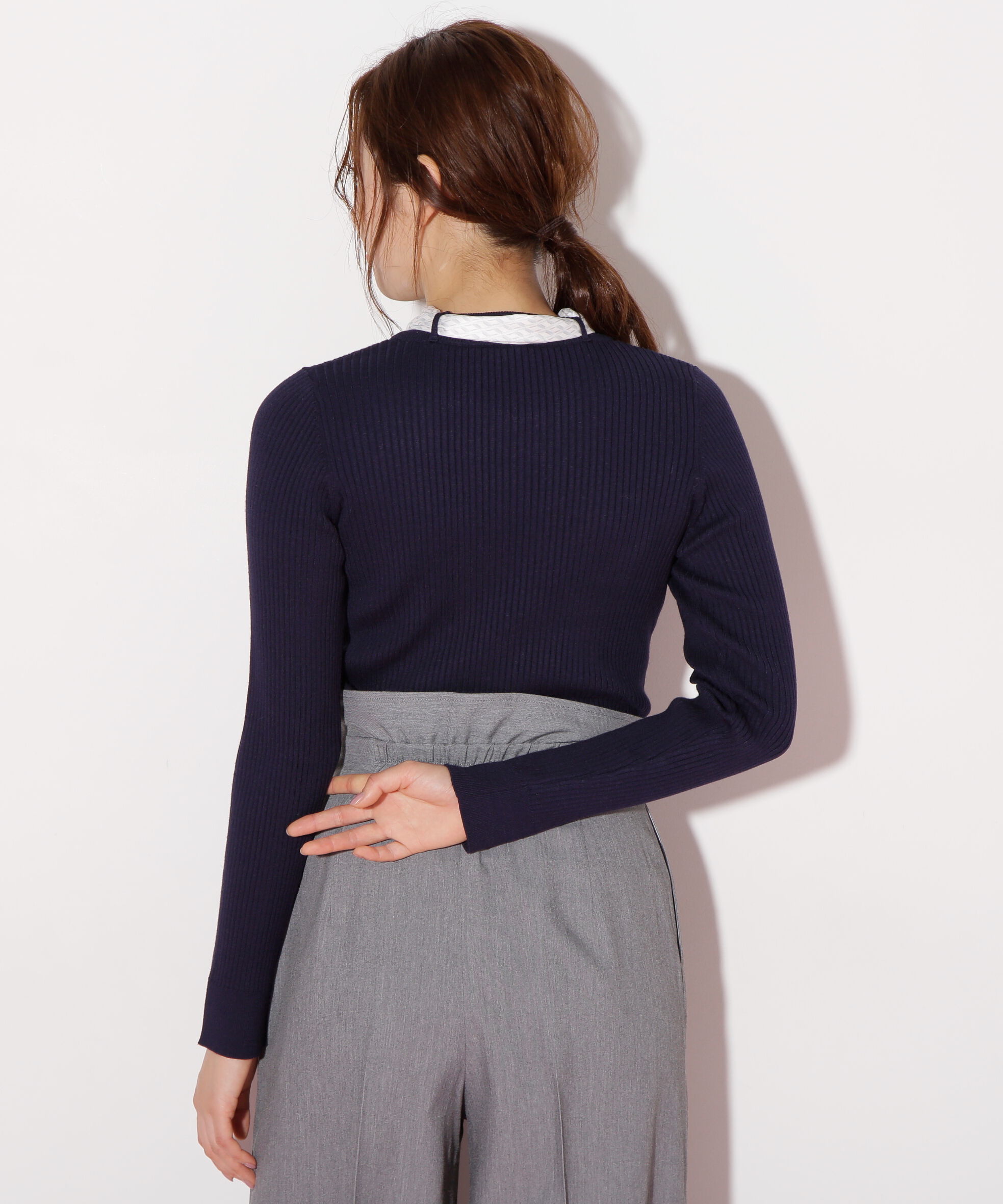  「幾何チェック柄スカーフ付きリブニット」|ニット・セーター|