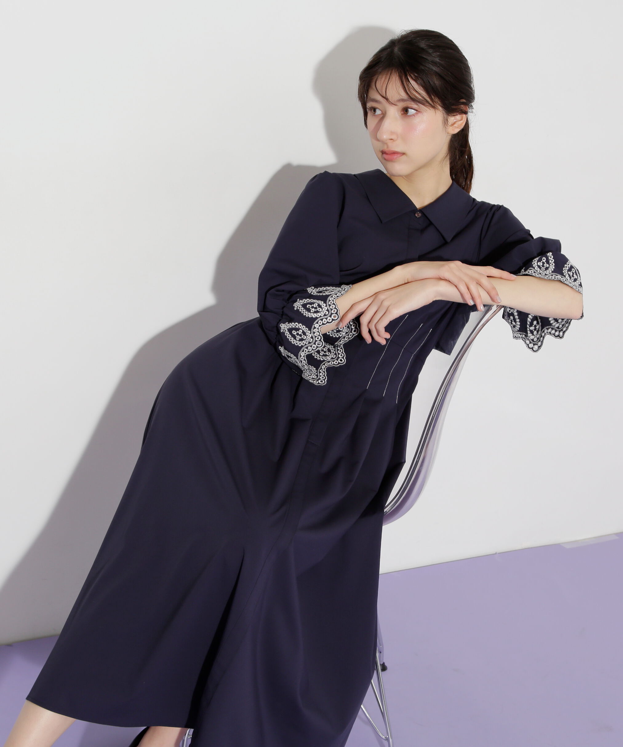  「カットワークスリーブシャツワンピース」|ワンピース|ネイビー