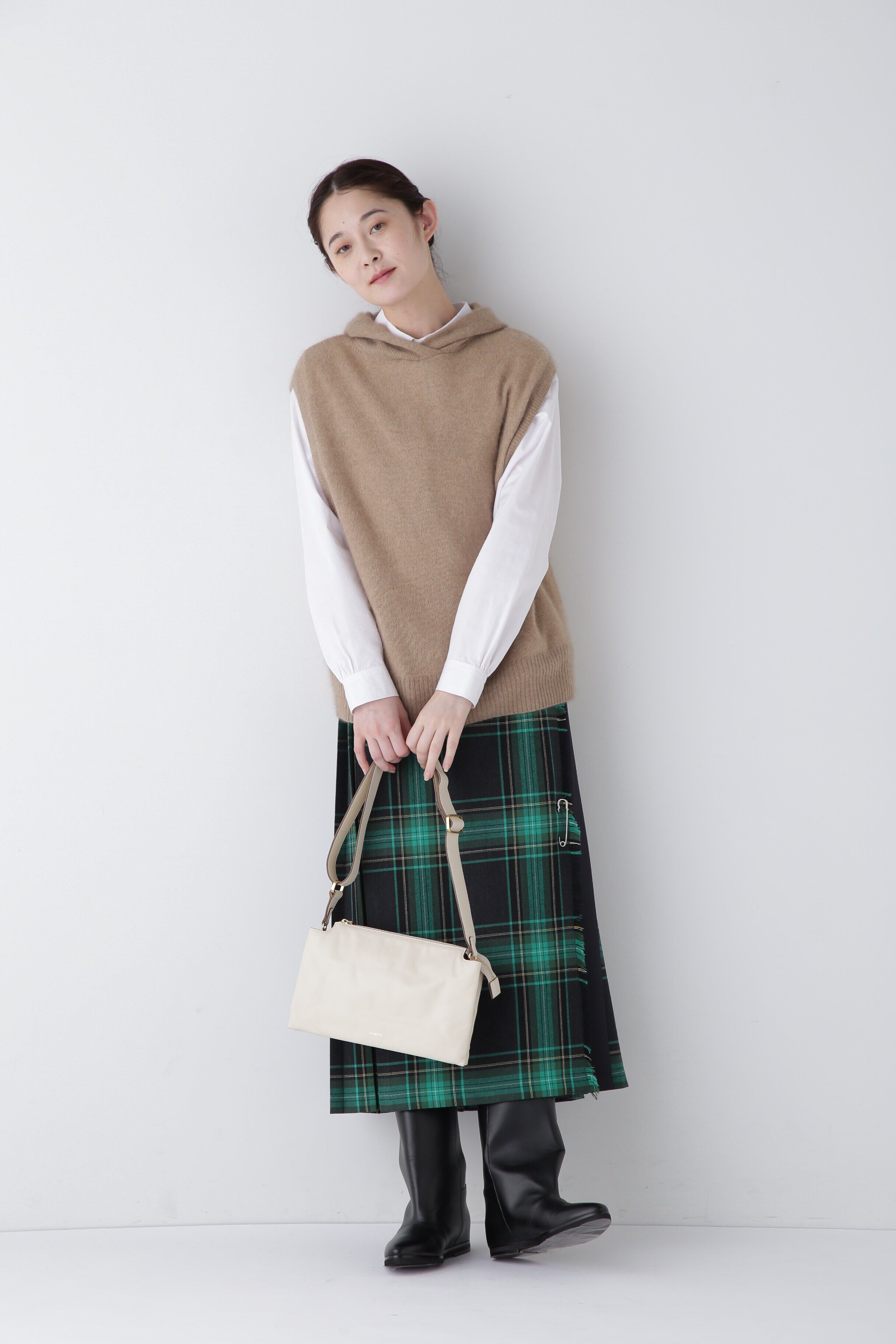  「◆へアリーフードベスト」|ニット・セーター|