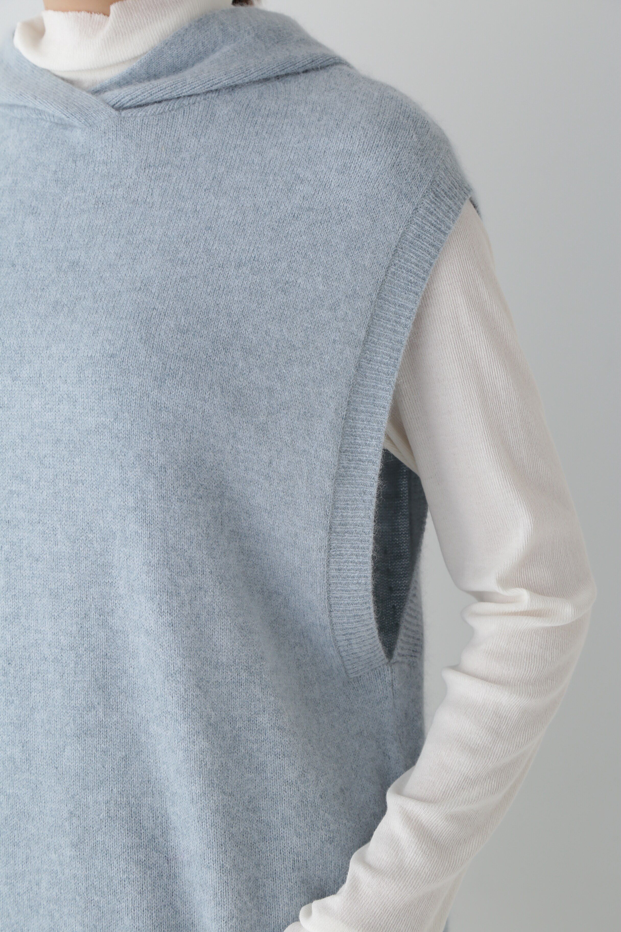  「◆へアリーフードベスト」|ニット・セーター|