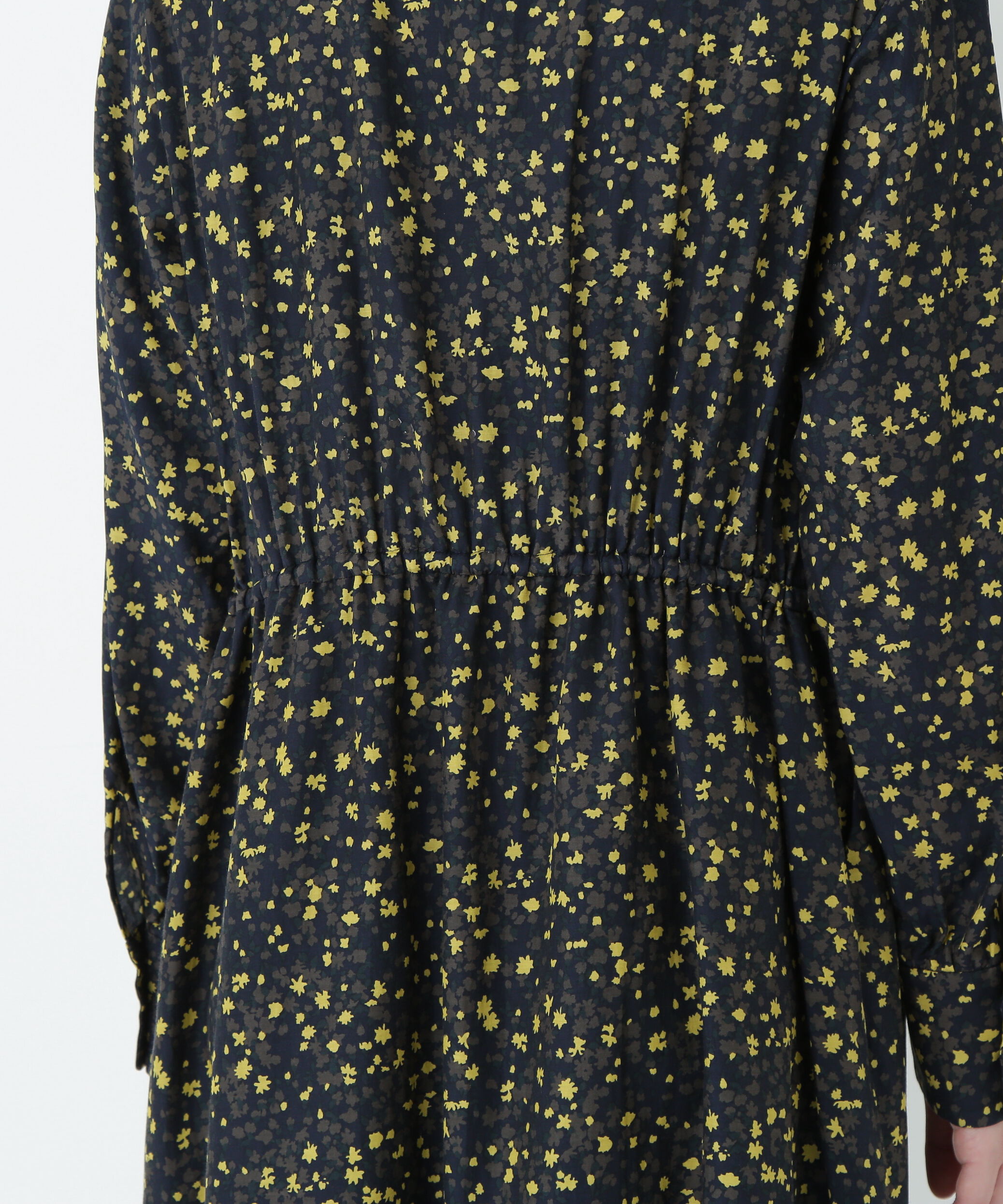  「プチフラワープリントブラウジングバンドカラーワンピース」|ワンピース|