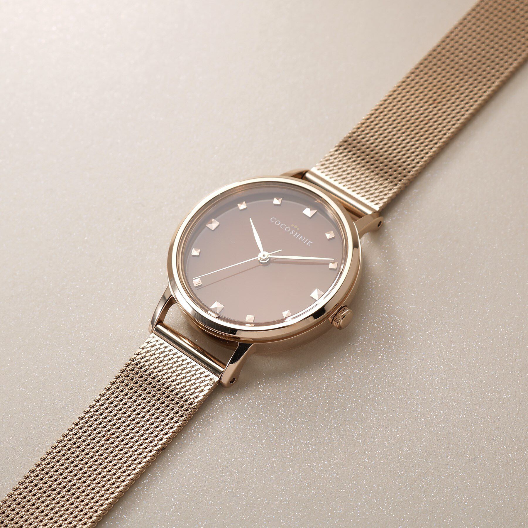 COCOSHNIK「RGラウンドメッシュベルト ウォッチ（ブラウン）」|腕時計|