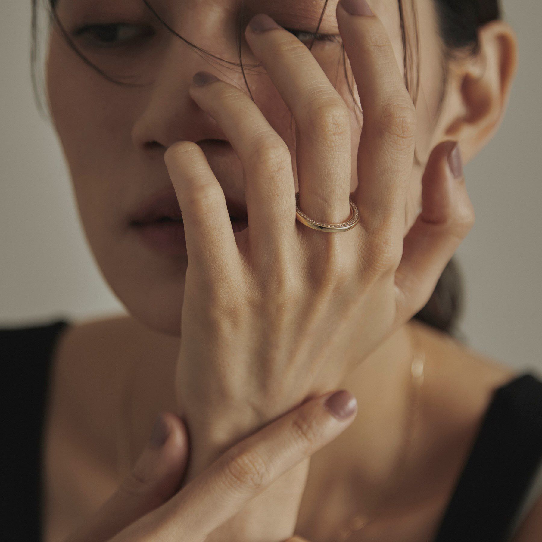 COCOSHNIK「K10ダイヤモンド サイドダイヤリング」|リング|