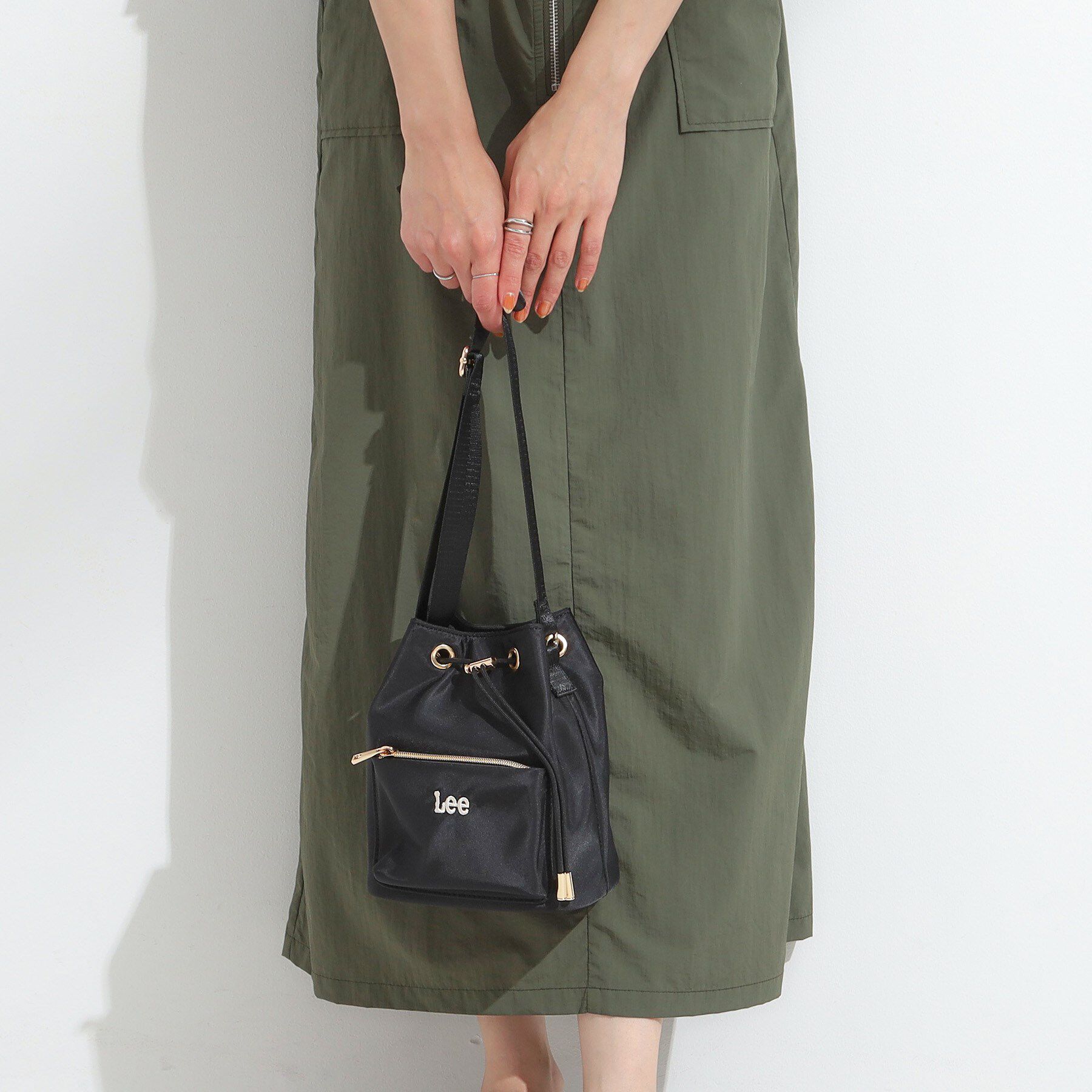 SHOO･LA･RUE「【Lee別注/撥水】巾着ショルダーバッグ」|ショルダー・メッセンジャー|