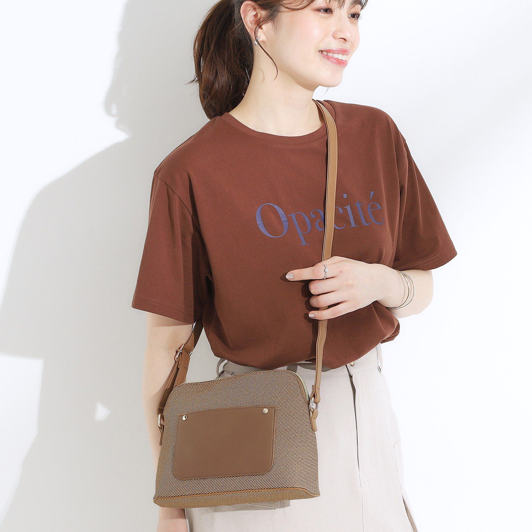 SHOO･LA･RUE「キャンバス風合皮ショルダーバッグ」|ショルダー・メッセンジャー|モカブラウン(542