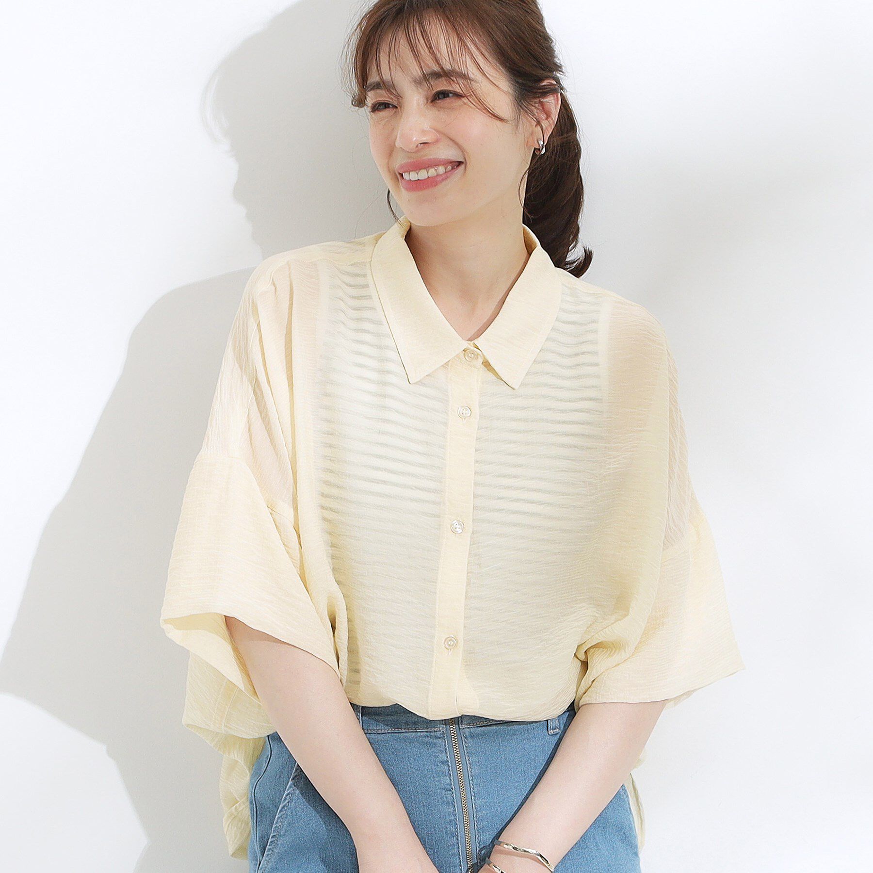 SHOO･LA･RUE「ゆるっと感がこなれ見え ワッシャーシアー半袖シャツ」|シャツ・ブラウス|ライトイエロー(03