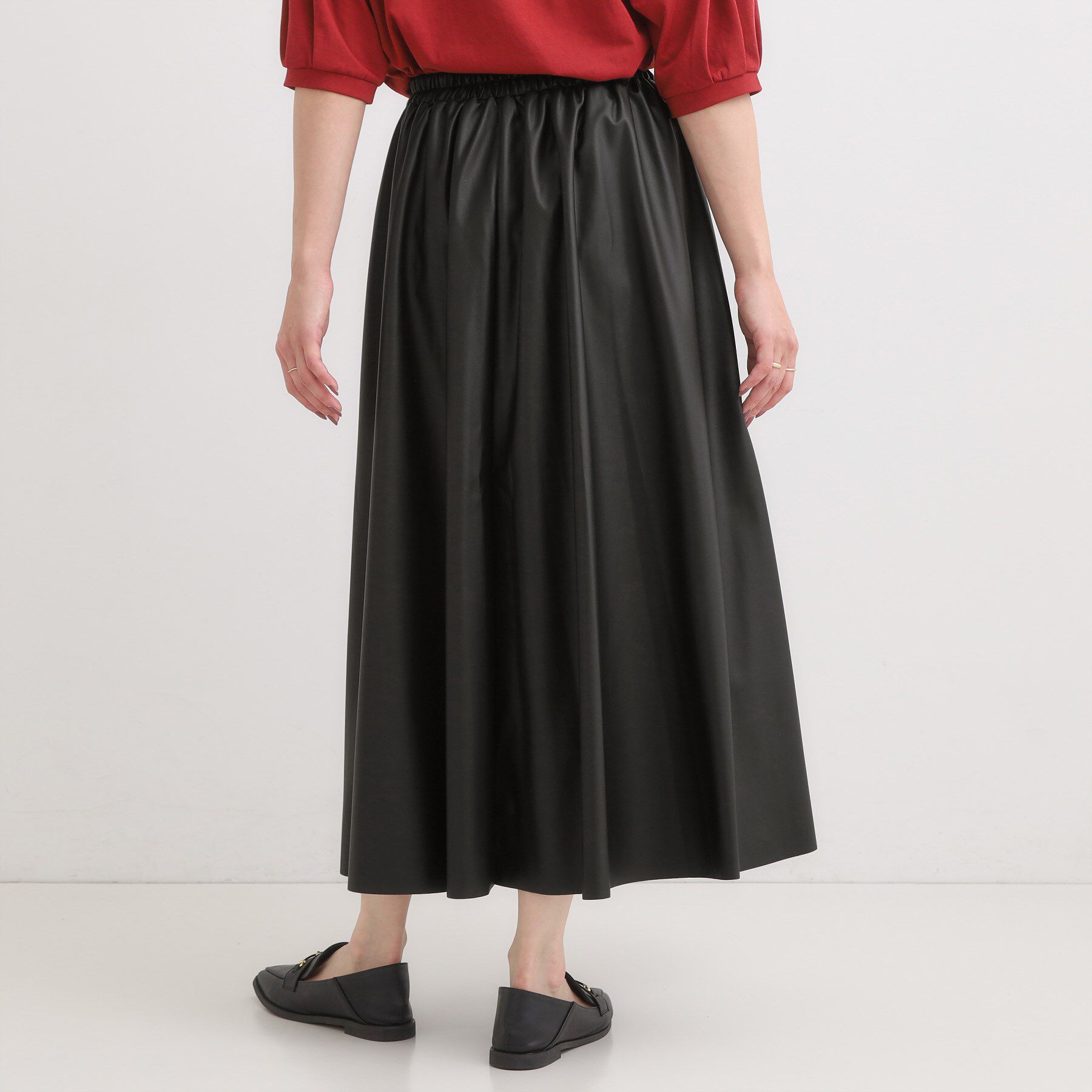 SHOO･LA･RUE「【S-LL】大人の抜け感 合皮フレアスカート」|スカート|