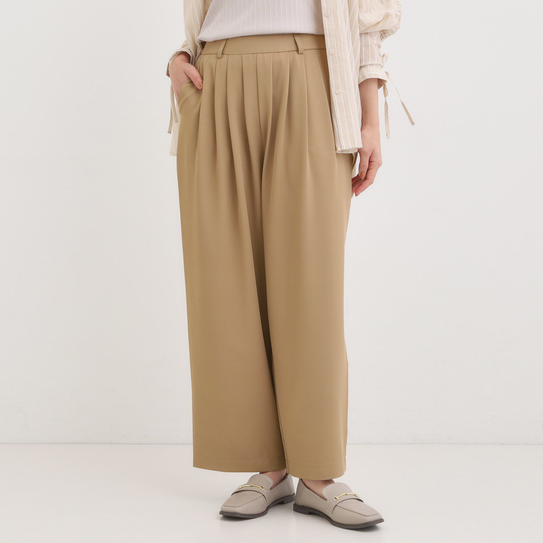 SHOO･LA･RUE「【S-LL/ひんやり】腰まわりや太ももを自然にカバー タックワイドパンツ」|その他|