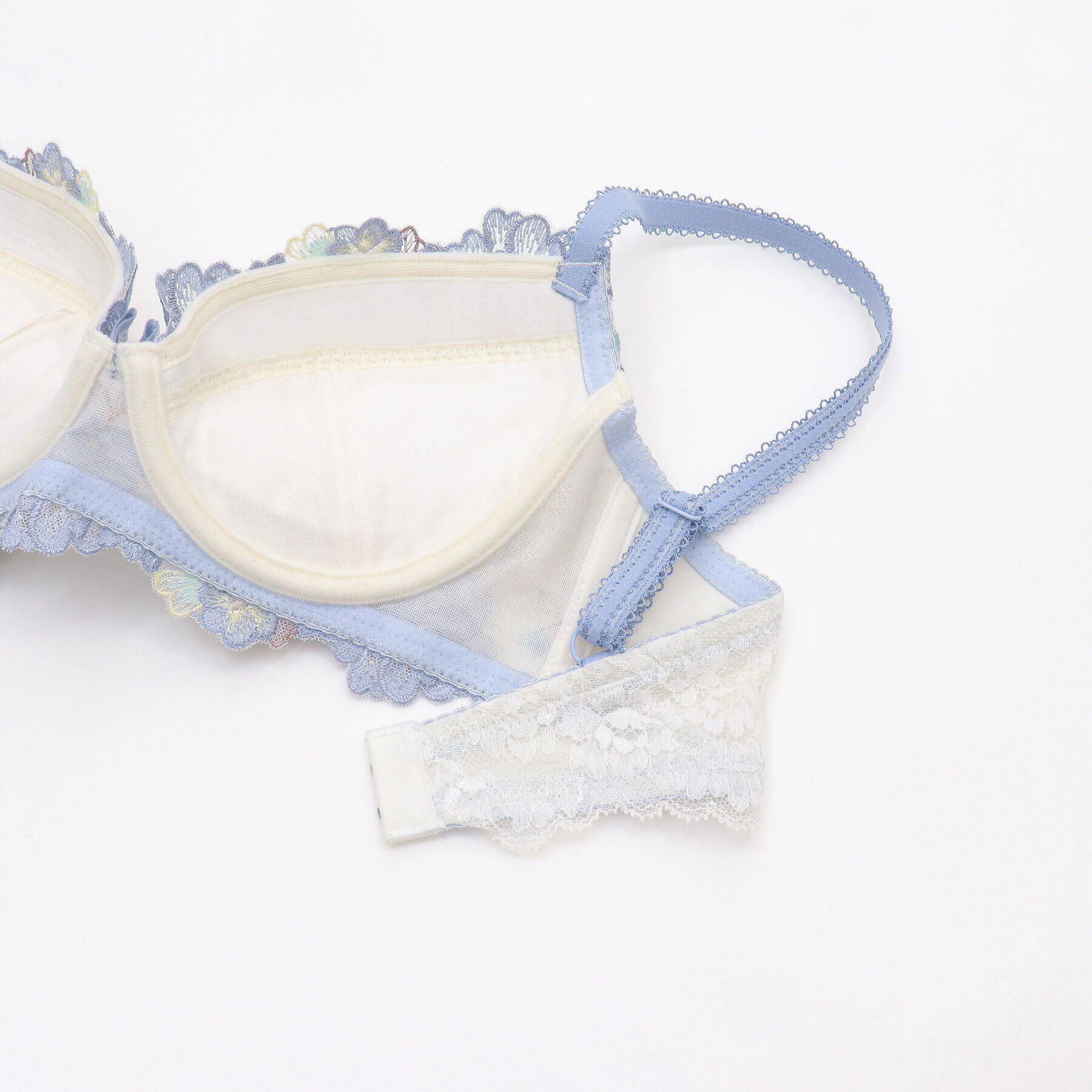 Risa Magli「クラシーナ ブラジャー（E-F）＜N Make Type＞」|インナー|