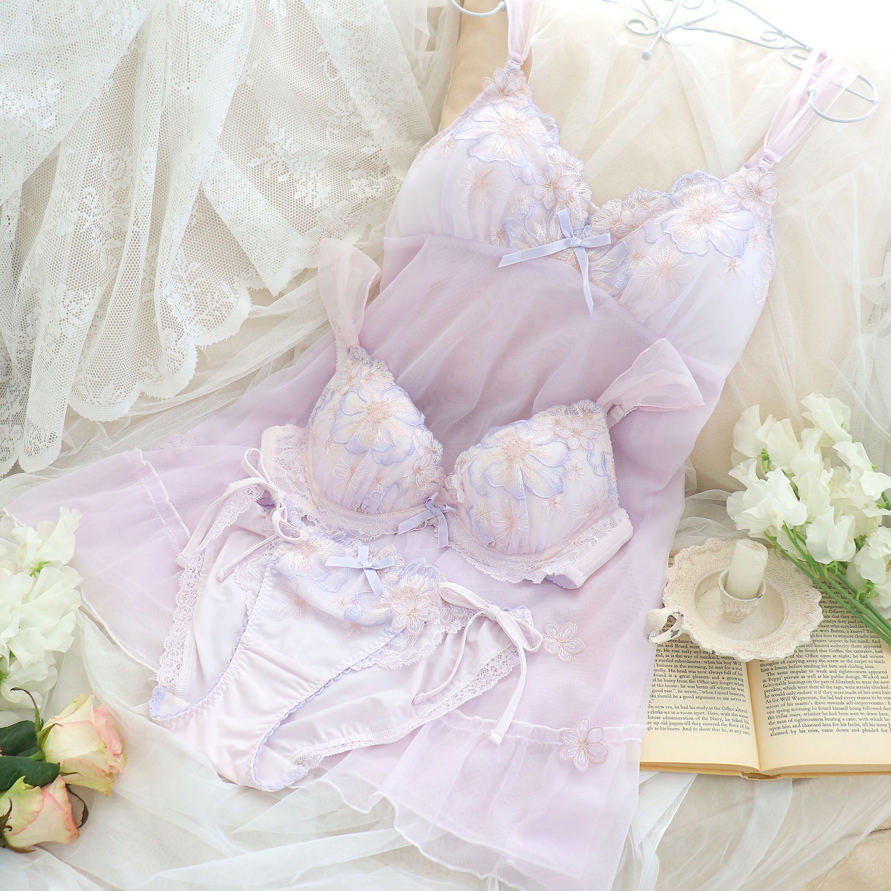 Risa Magli「ピア カップ付スリップ」|キャミソール|