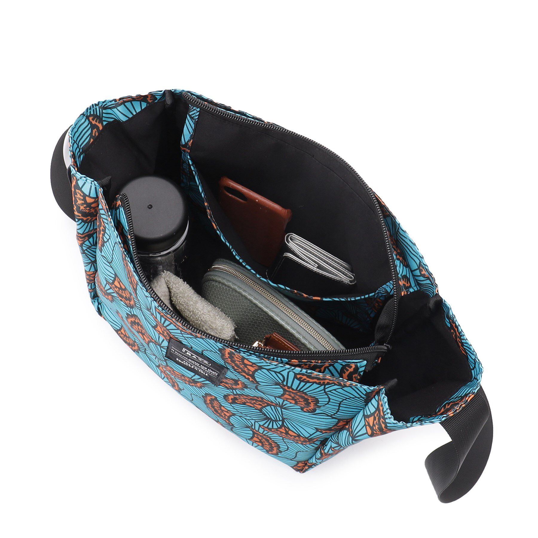 ITS&rsquo;DEMO「【A4対応】ラタ折り畳みショルダー」|ショルダー・メッセンジャー|