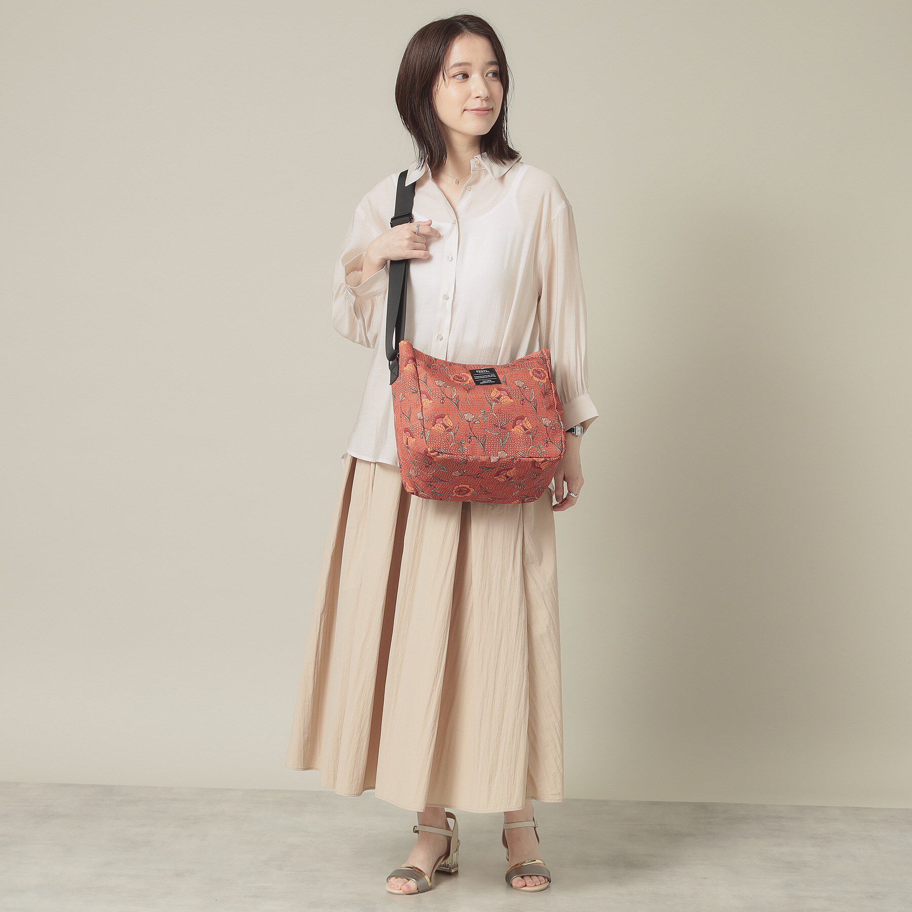 ITS&rsquo;DEMO「【A4対応】ラタ折り畳みショルダー」|ショルダー・メッセンジャー|