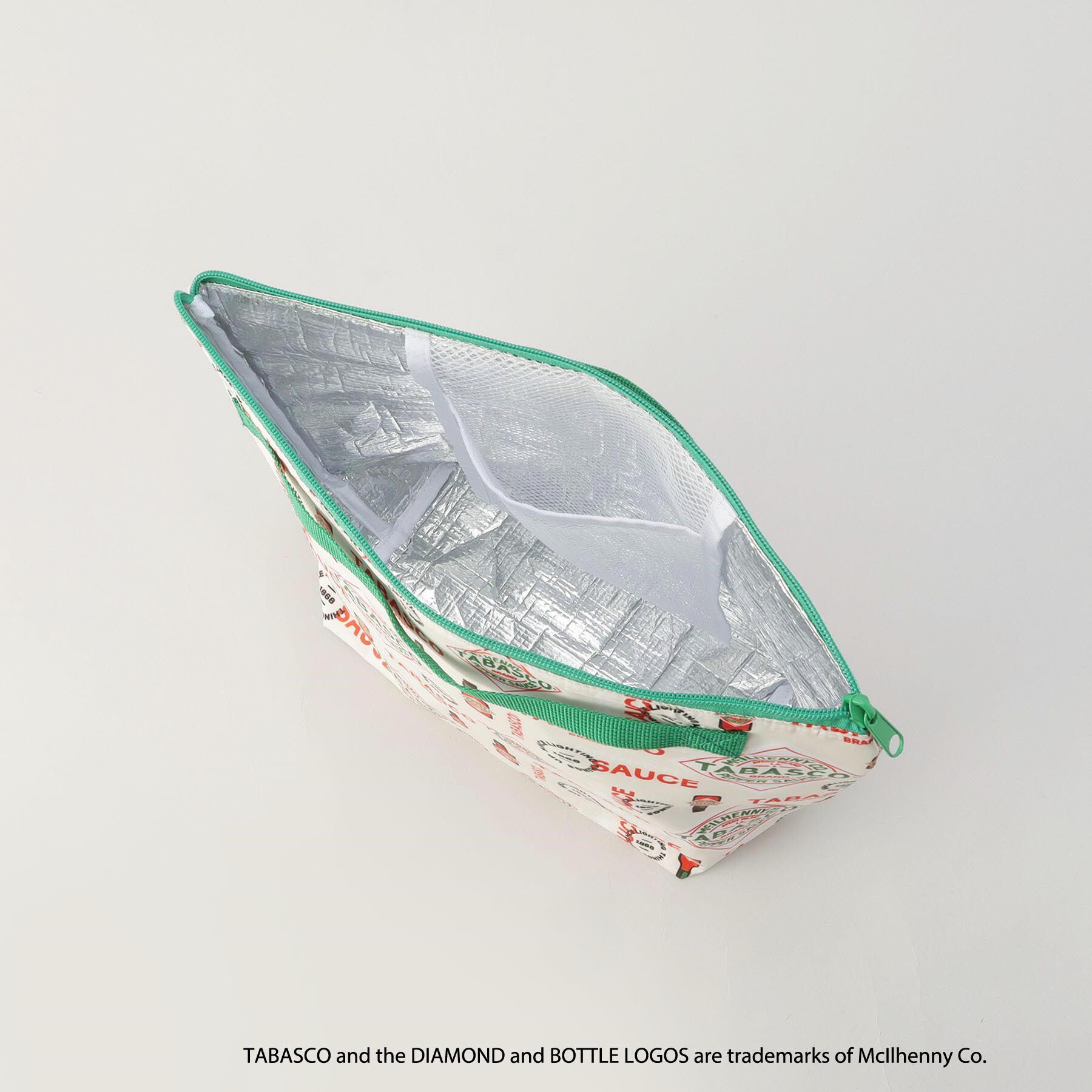 212 KITCHEN STORE「保冷ポーチ付きメッシュトートL WH ＜TABASCO(R) タバスコ＞」|その他|