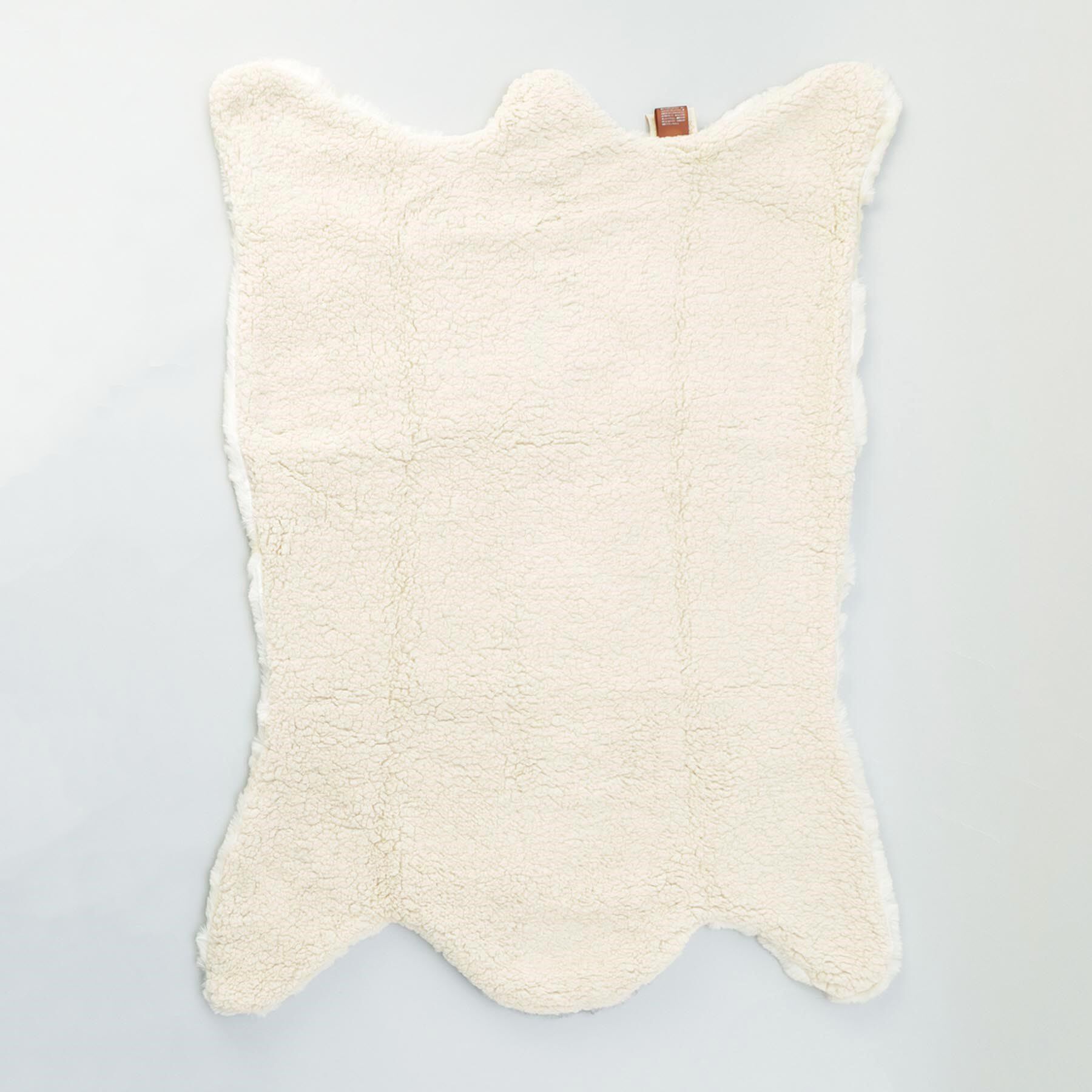 212 KITCHEN STORE「モモンガ ダイカットブランケット ハチワレ」|ブランケット|