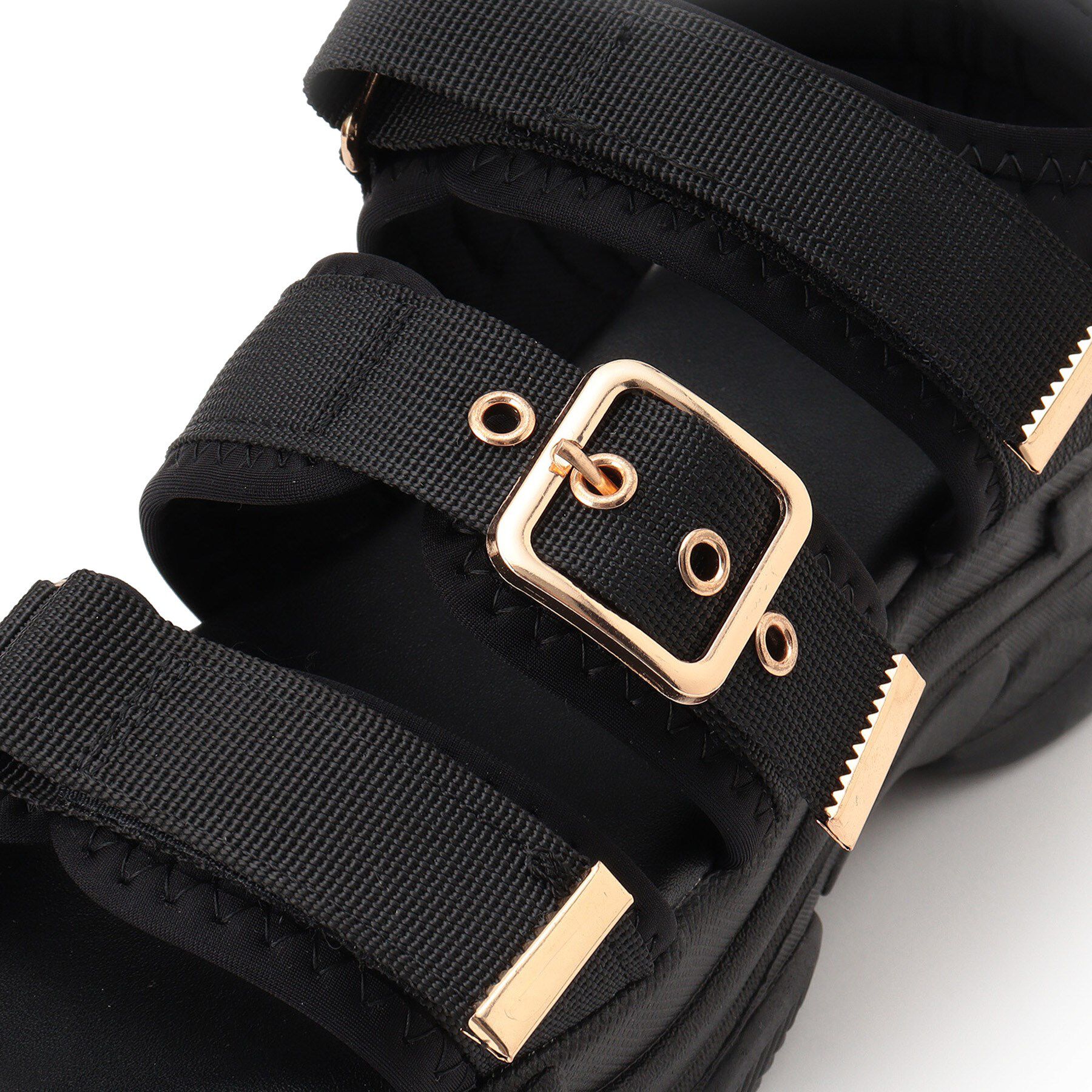 csT&P「軽量厚底ソール ゴールドベルトスポーツサンダル」|サンダル|