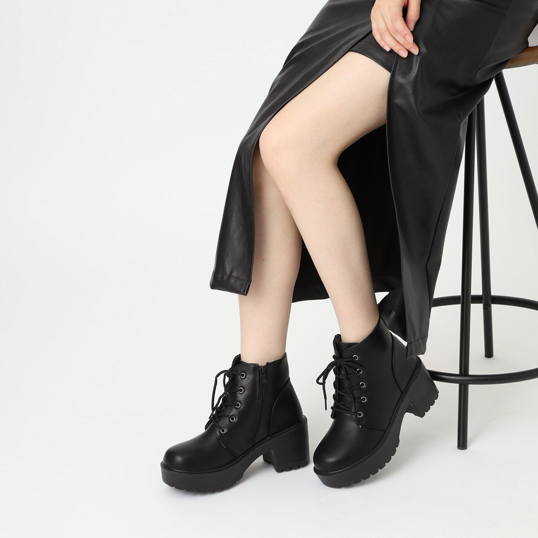 csT&P「軽量厚底レースアップ」|ショートブーツ|