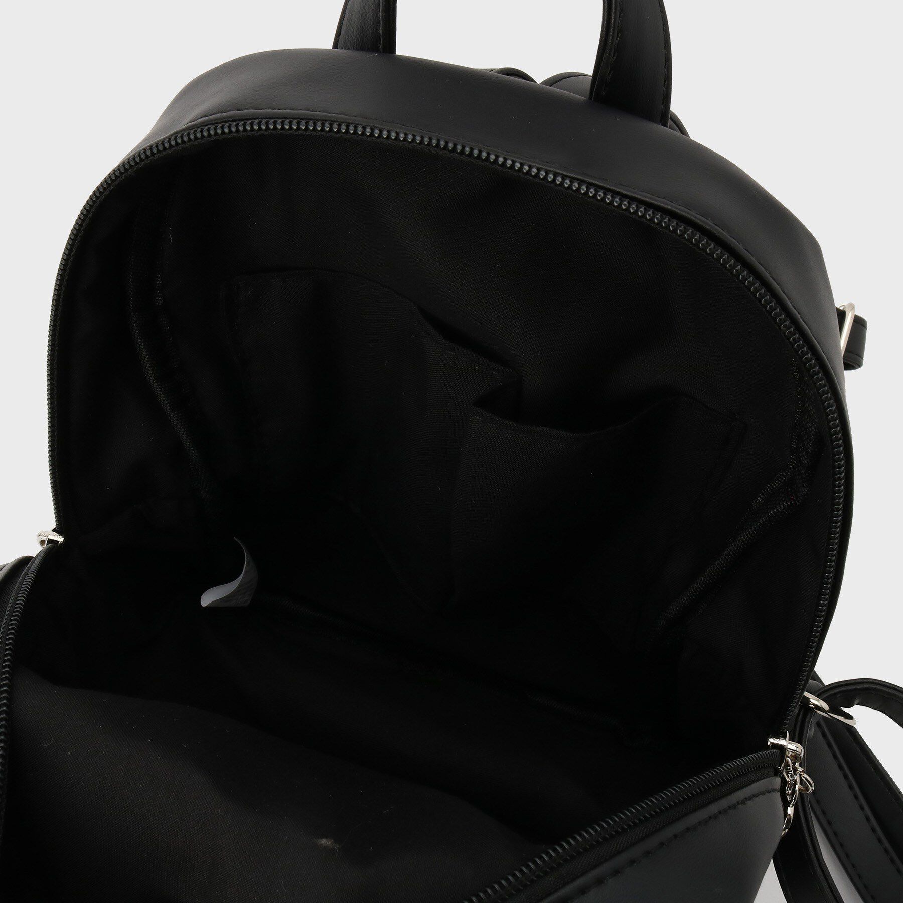 Ober Tashe「チャーム付きハートモチーフリュック」|リュック|