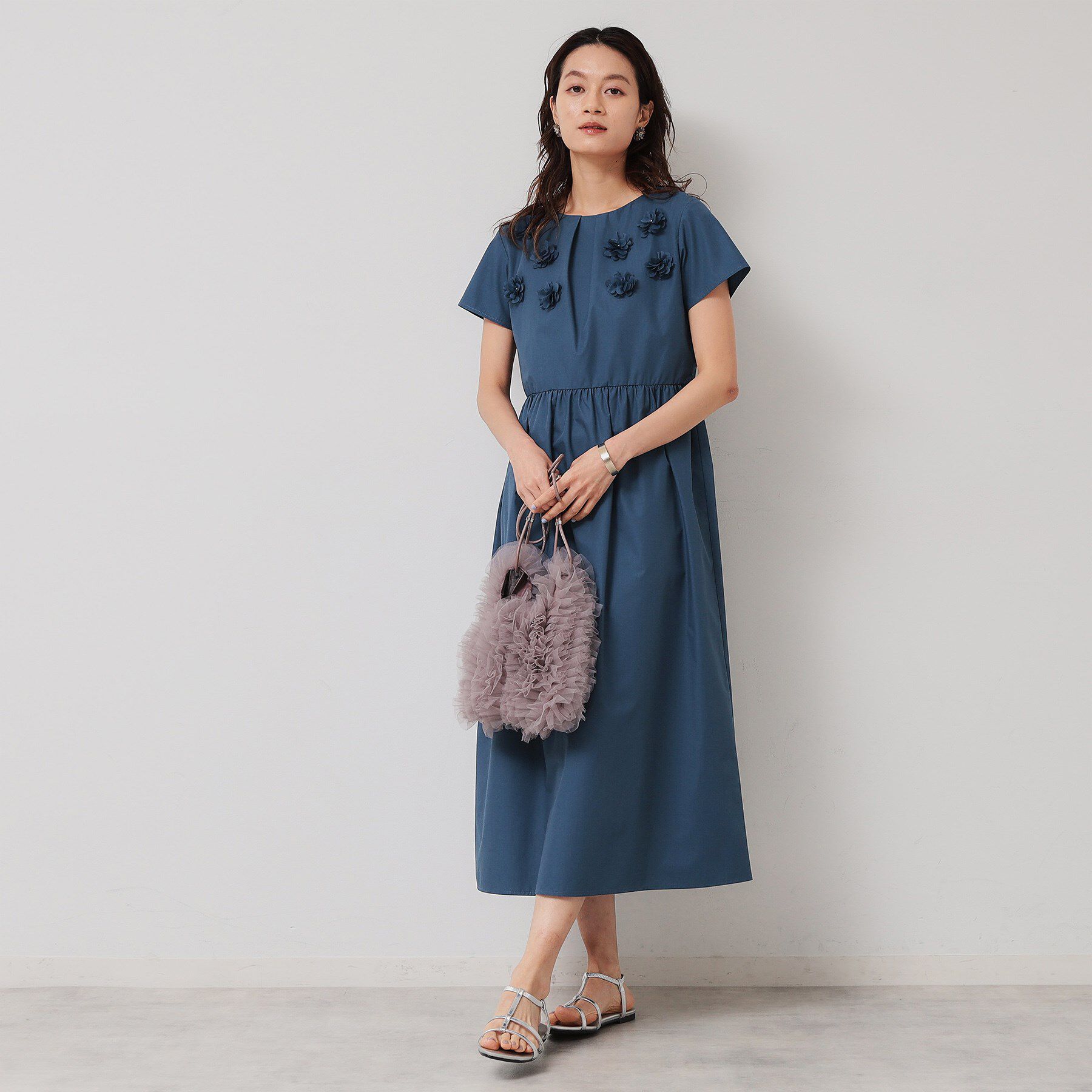 SunaUna「【接触冷感／フラワーモチーフ】フレンチスリーブワンピース」|ワンピース|ブルー(092)