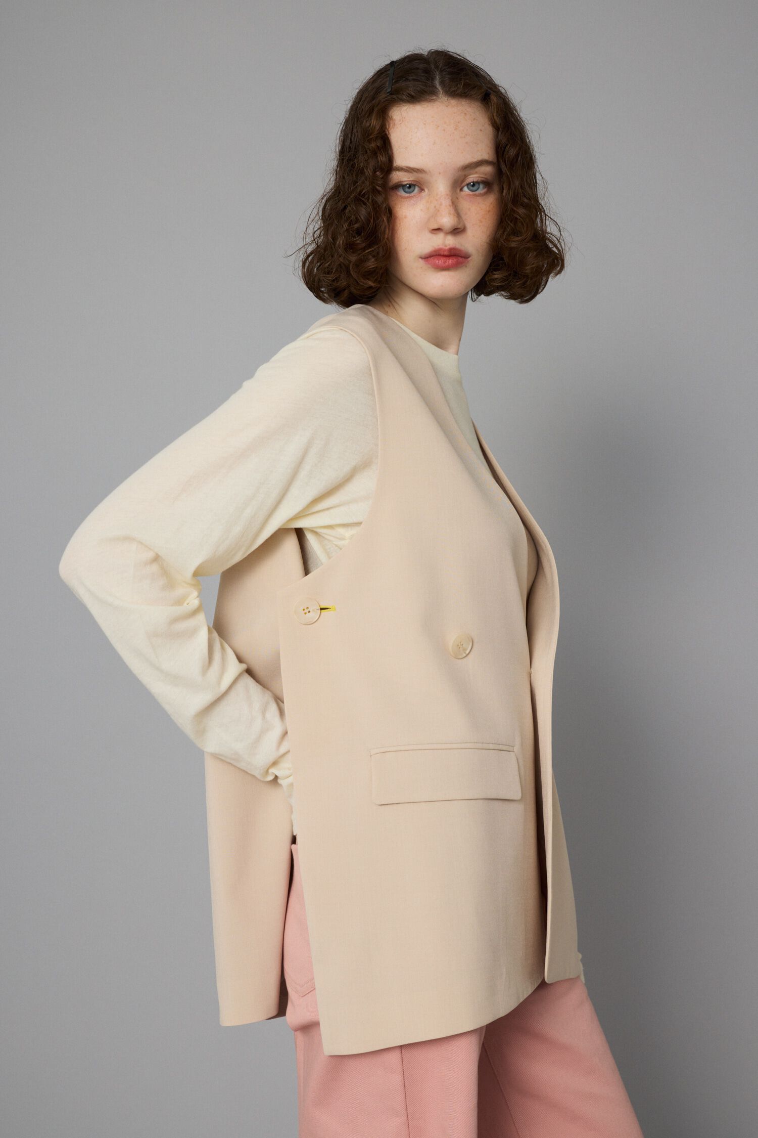 HeRIN.CYE「Many way vest」|シャツ・ブラウス|