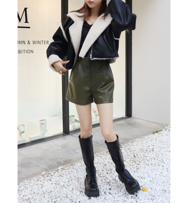 EVRIS「フェイクレザーハイウエストショートパンツ」|その他|