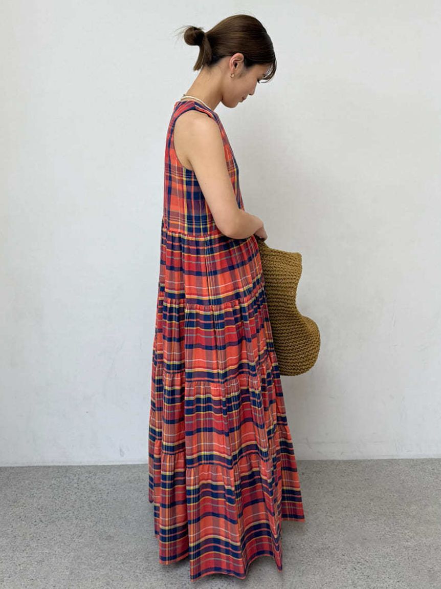 Mila Owen「【ウォッシャブル】クルーネックアメスリティアードロングワンピース」|ワンピース|