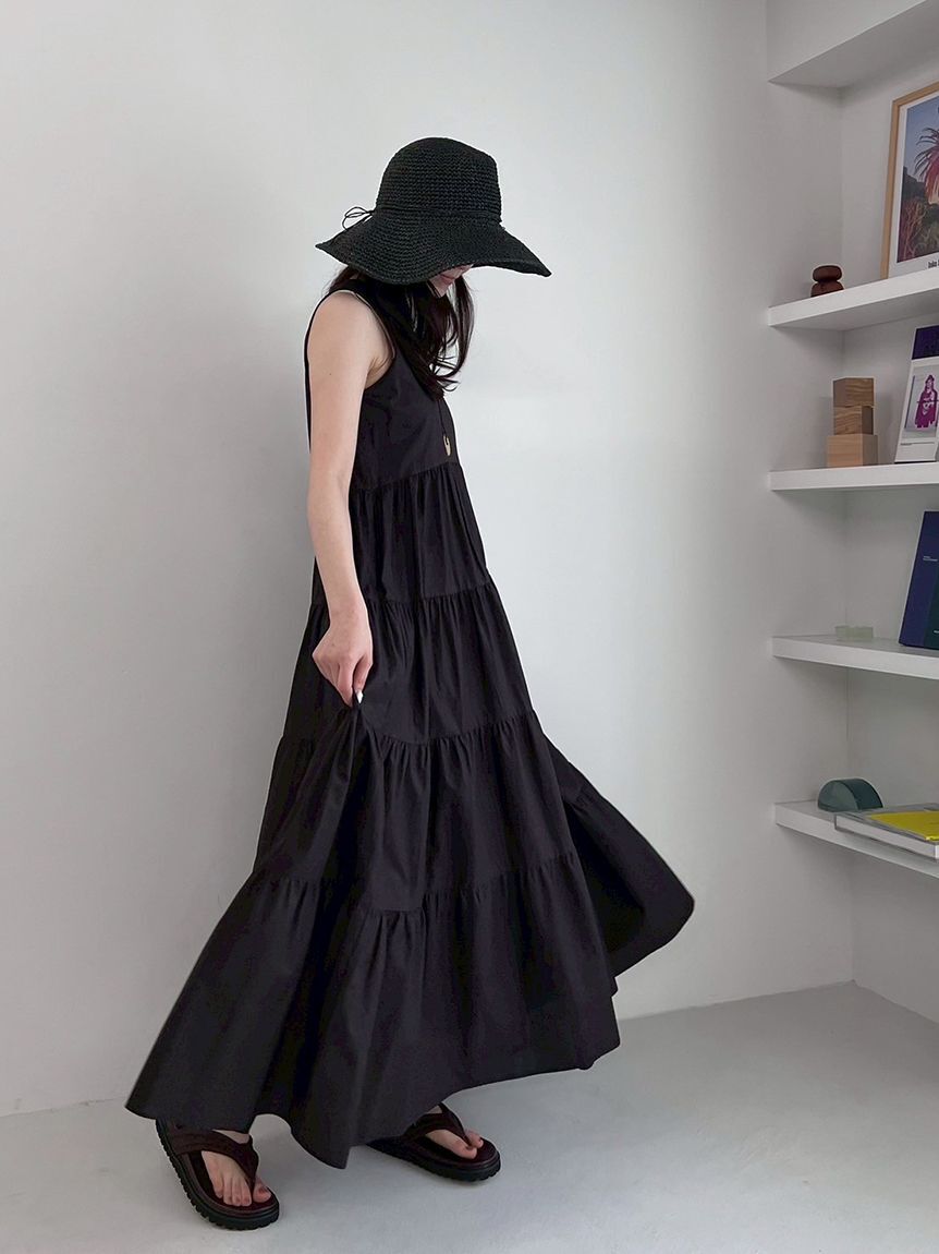 Mila Owen「【ウォッシャブル】クルーネックアメスリティアードロングワンピース」|ワンピース|