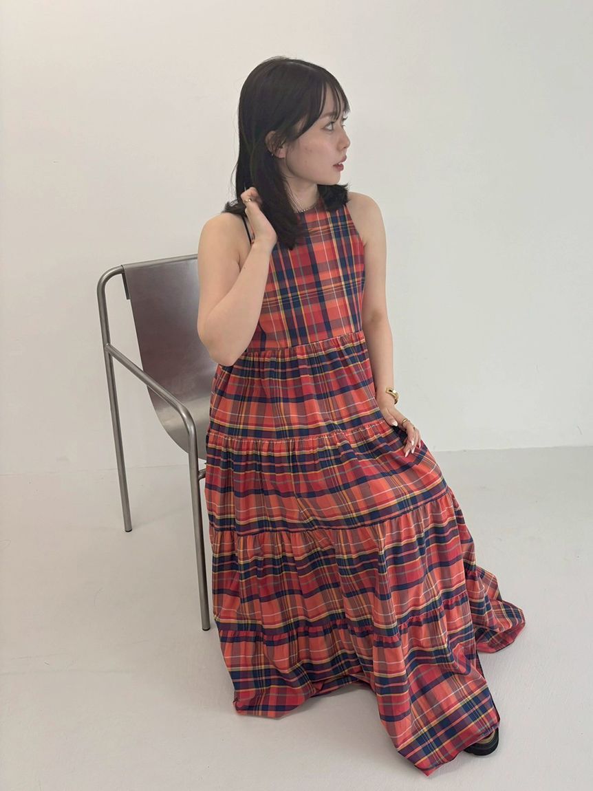 Mila Owen「【ウォッシャブル】クルーネックアメスリティアードロングワンピース」|ワンピース|