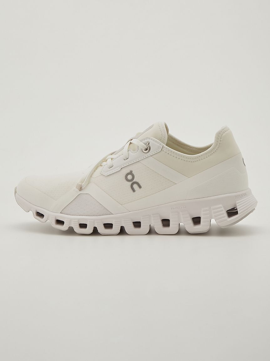 On「【emmi&times;ON】Cloud X 3 AD」|スニーカー|