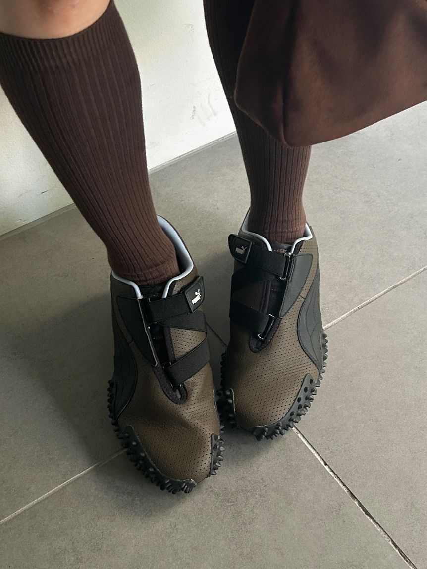 PUMA「【emmi&times;PUMA】Mostro Perf」|スニーカー|