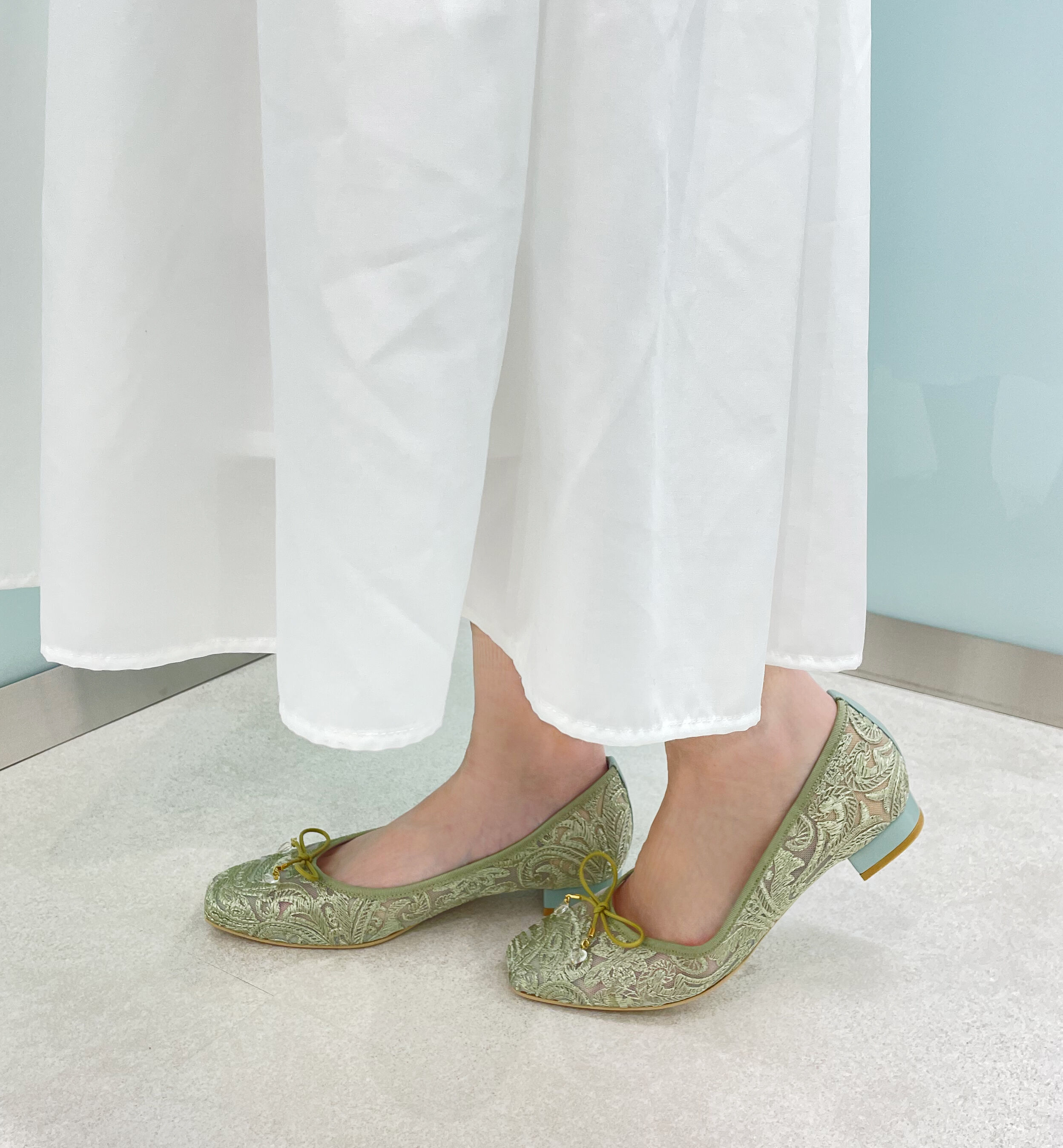 Bridget Birkin「【Bridget Birkin】スクエアレースパンプス」|パンプス|