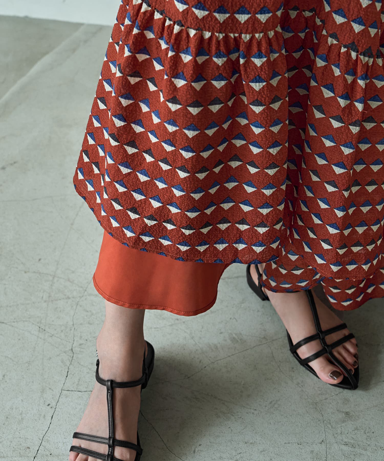 STYLE DELI「ひし形カラープリントティアードスカート」|フレア|