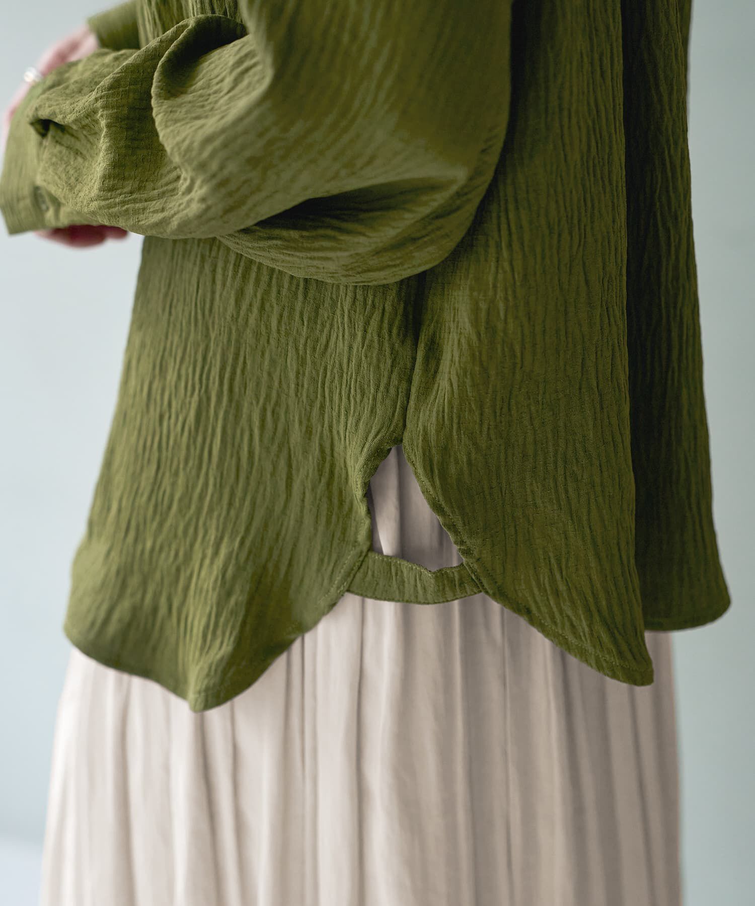 STYLE DELI「シボ入りガーゼ調V開きシャツ」|シャツ・ブラウス|