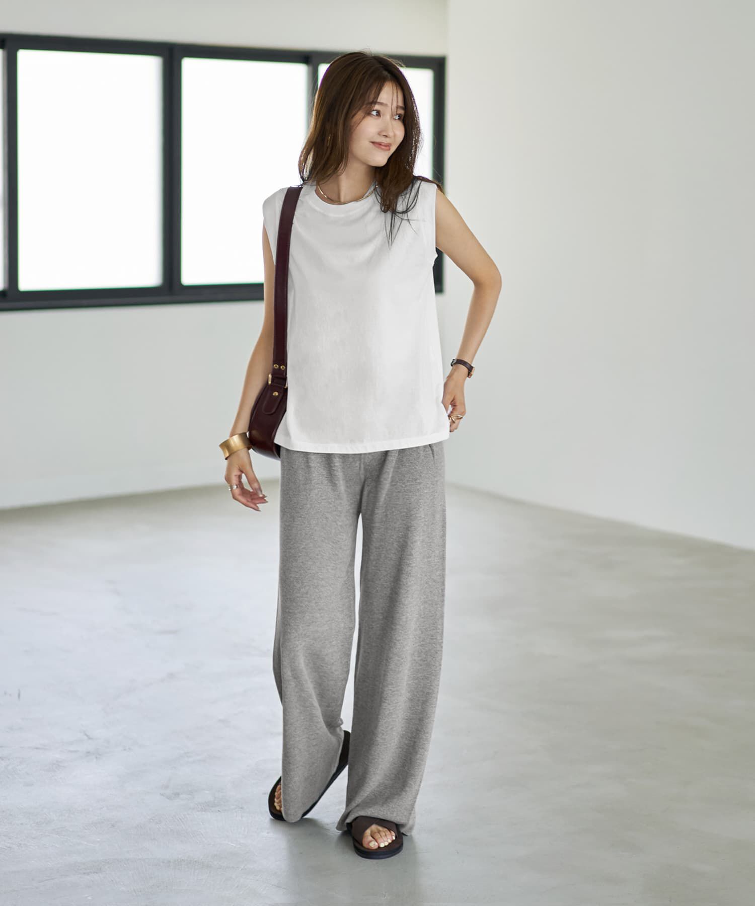 STYLE DELI「さらさらスムースなワイド幅ノースリトップス」|Tシャツ・カットソー|