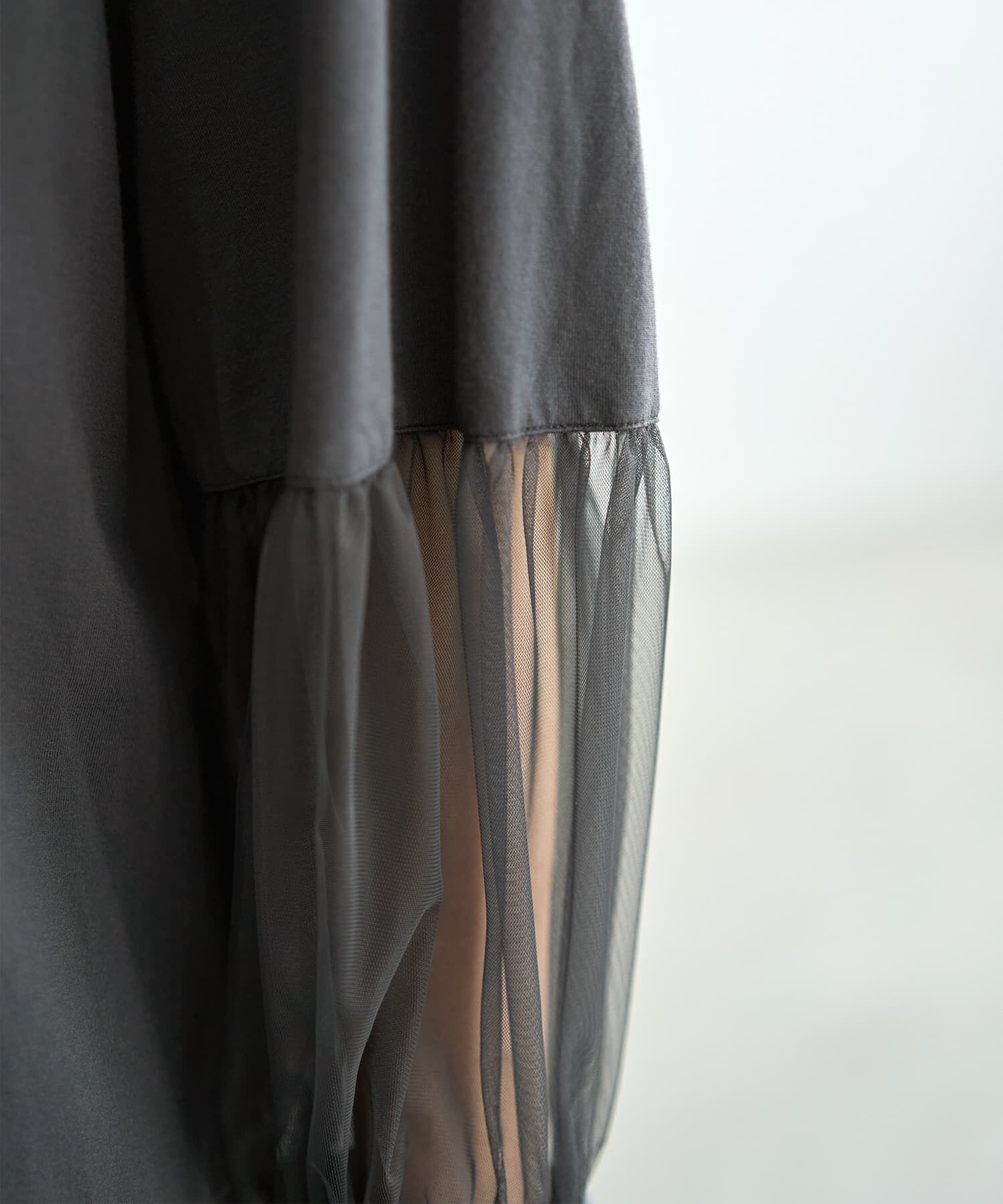 STYLE DELI「【Made in JAPAN】部分チュールのとろけるカットソートップス」|Tシャツ・カットソー|