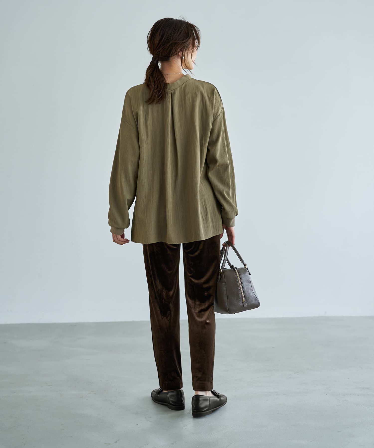 STYLE DELI「袖口リブの身頃がポケットVネックシャツ」|シャツ・ブラウス|