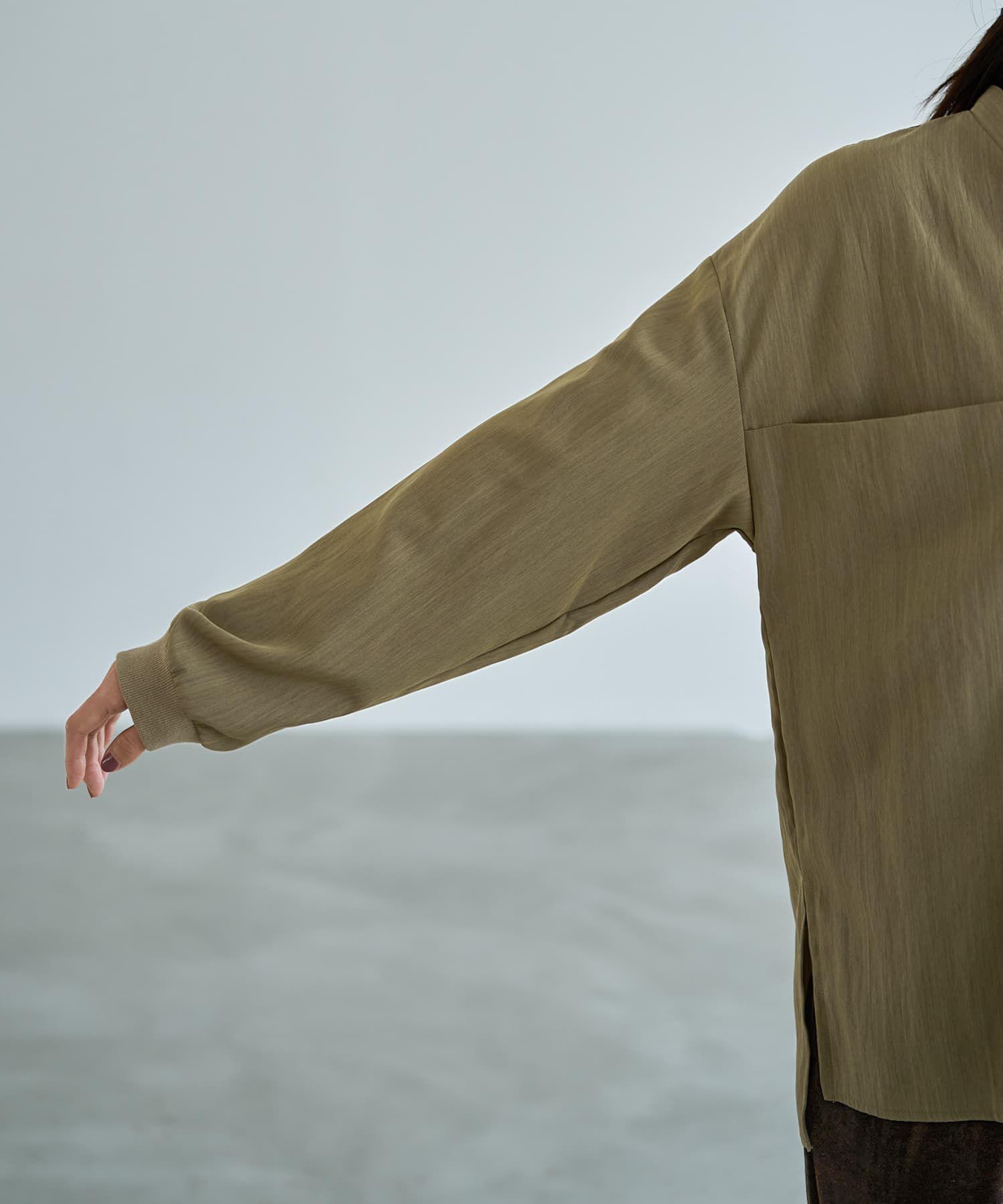 STYLE DELI「袖口リブの身頃がポケットVネックシャツ」|シャツ・ブラウス|