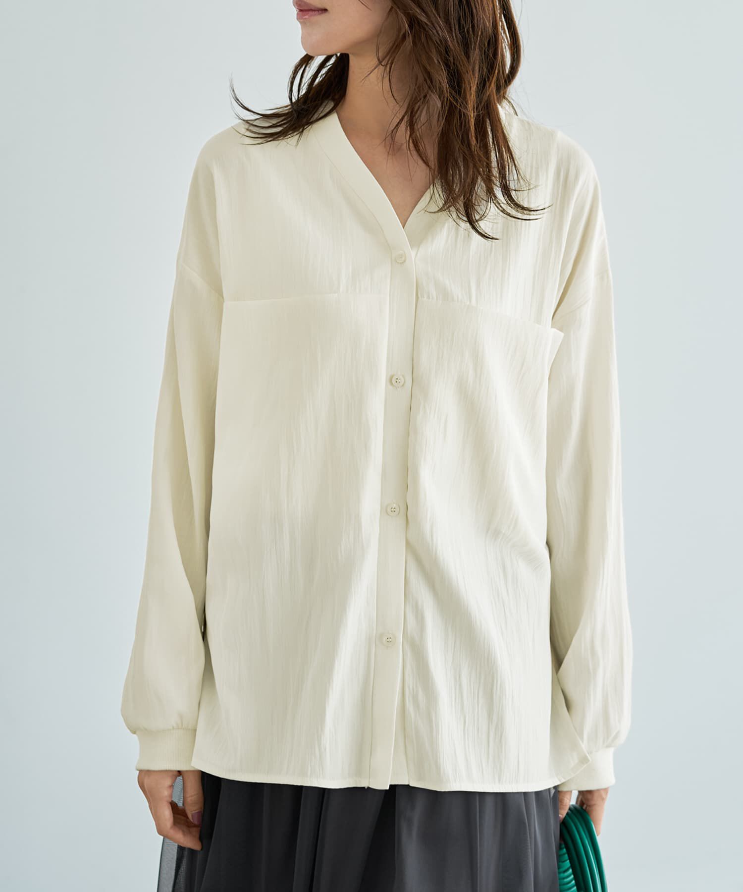 STYLE DELI「袖口リブの身頃がポケットVネックシャツ」|シャツ・ブラウス|アイボリー