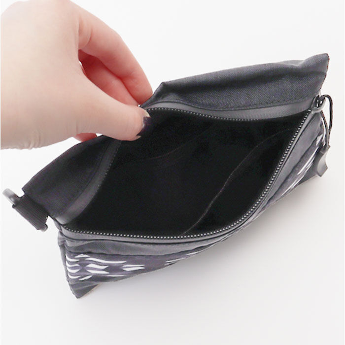 BACKYARD FAMILY「ネックポーチ マルチ アウトドア 通販 ミニポーチ 首掛け マルチポーチ マルチケース ポーチ」|ショルダー・メッセンジャー|