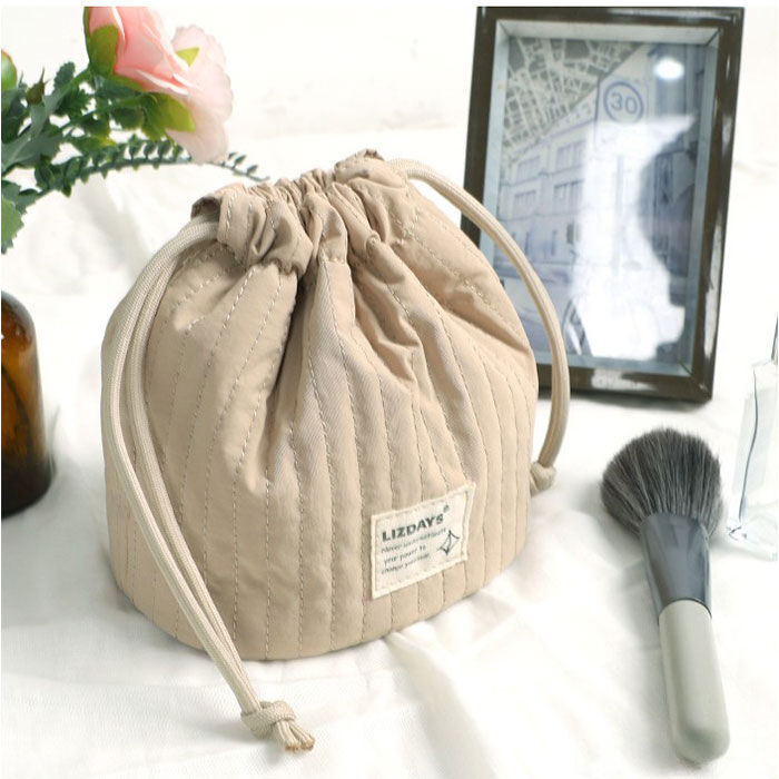 BACKYARD FAMILY「巾着 ポーチ レディース 通販 メイクポーチ コスメポーチ 化粧ポーチ 小物入れ LIZDAYS」|ポーチ|