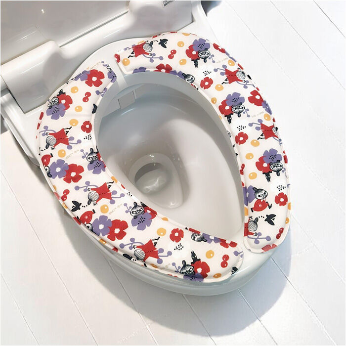BACKYARD FAMILY「ムーミン トイレ グッズ 通販 便座シート 便座クッション 便座カバー 吸着シート 便座 カバー」|トイレタリー・ランドリーグッズ|
