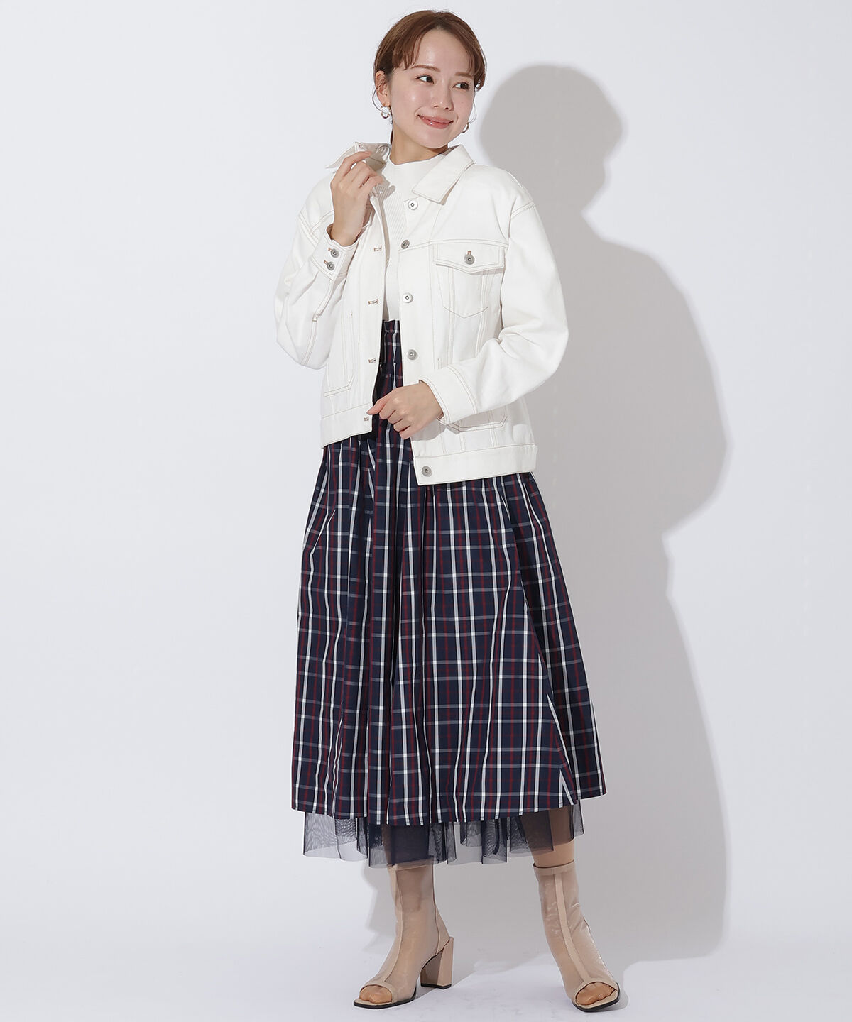 アンドクチュール「バックレースアップミドル丈デニムジャケット」|デニムジャケット|