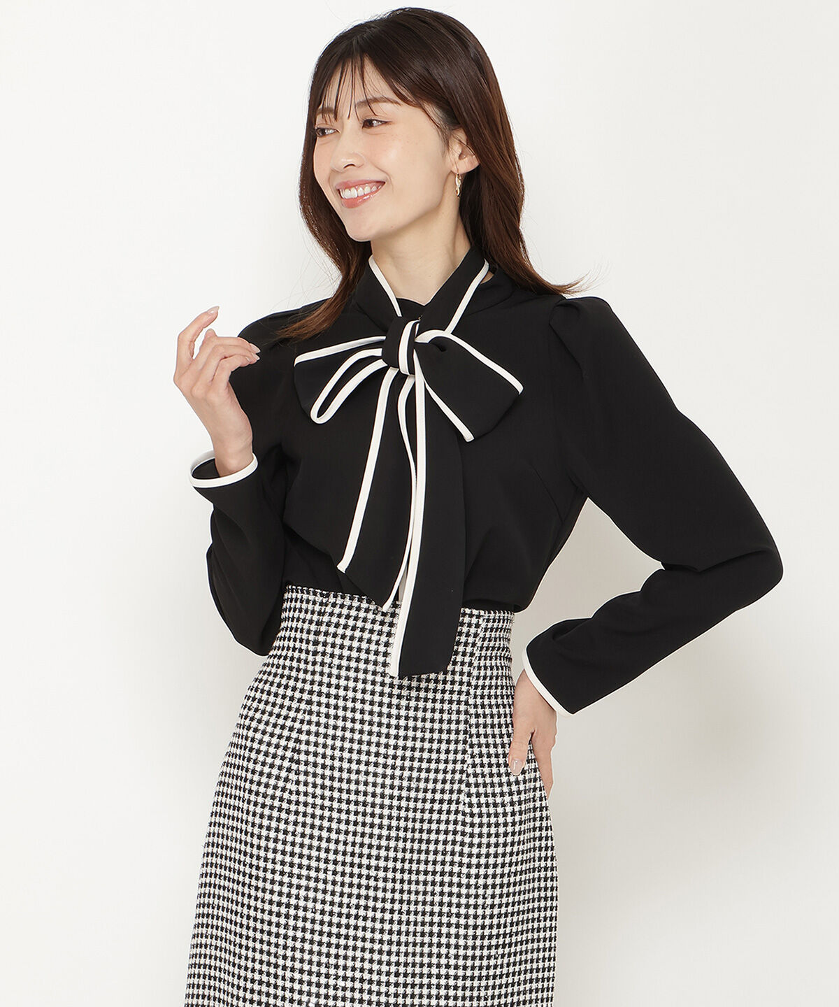 アンドクチュール「配色パイピングブラウス」|シャツ・ブラウス|