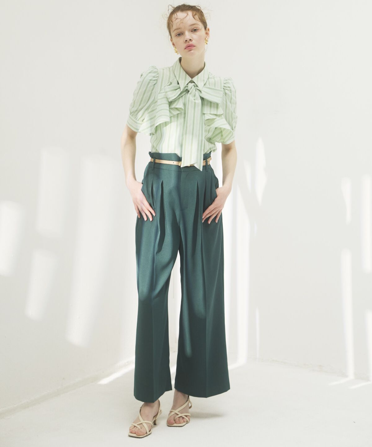 アンドクチュール「タックワイドパンツ」|その他|